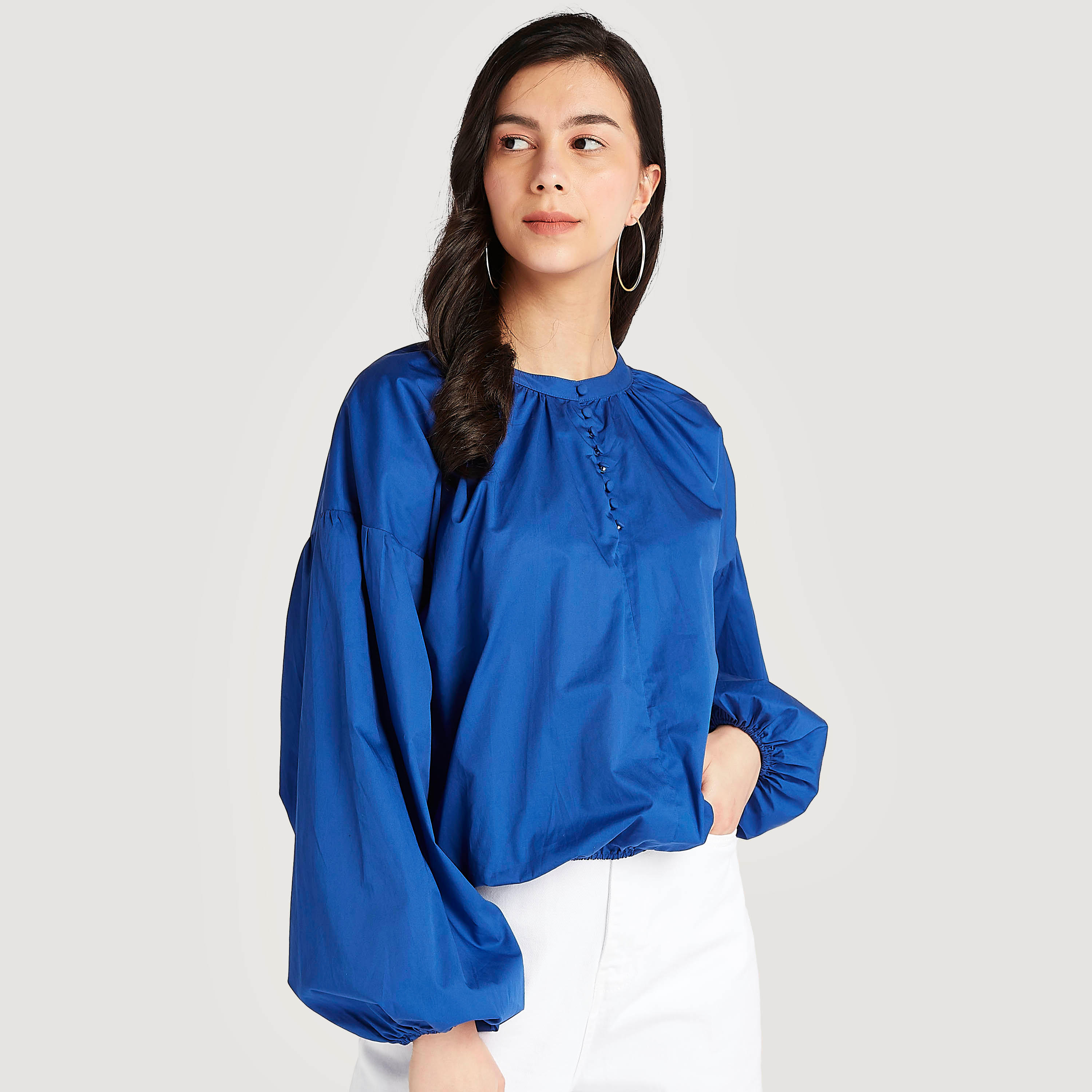 بلوزة بارزة الملمس بأكمام بيشوب وأزرار إغلاق-women-clothing-shirtsandblouses-blouses-image-1
