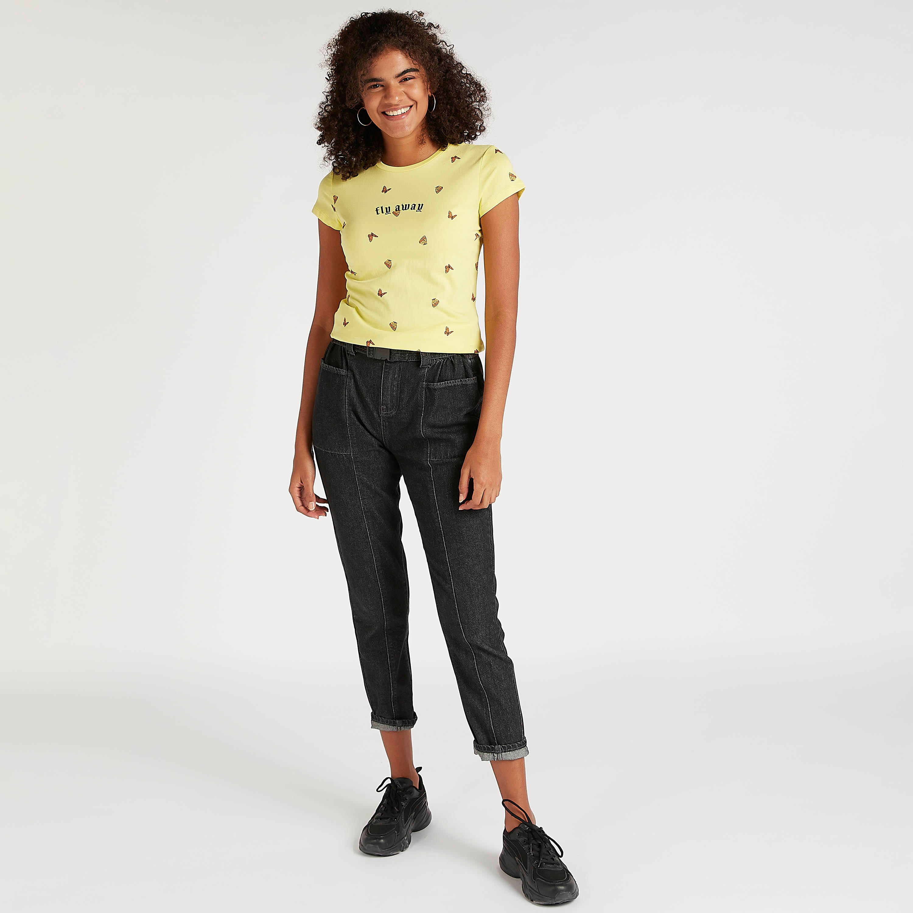 تيشيرت بياقة ضيّقة وأكمام كاب وطَبعات-women-clothing-tshirts-image-4