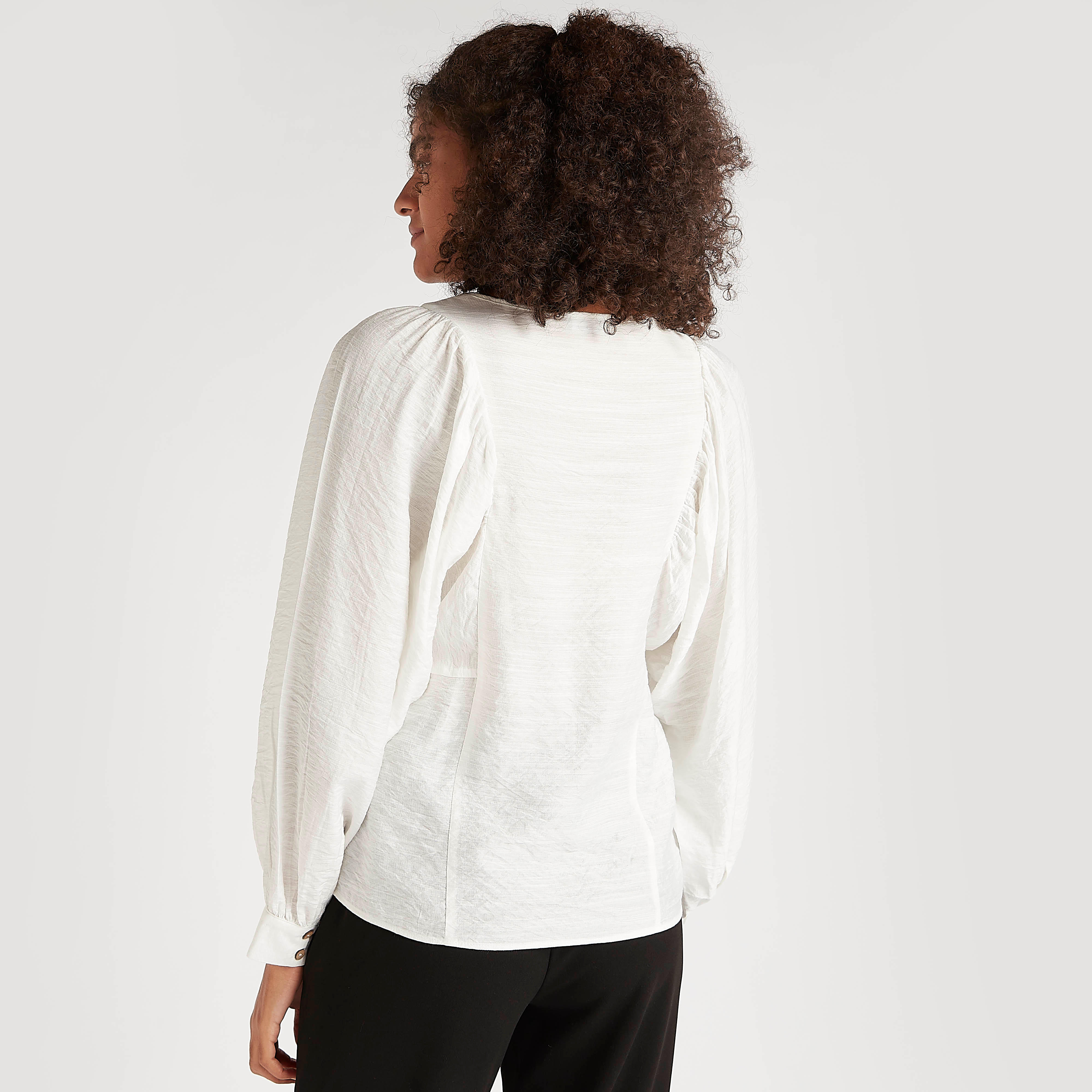 بلوزة بارزة الملمس بياقة هينيلي وأكمام بيشوب-women-clothing-shirtsandblouses-blouses-image-4