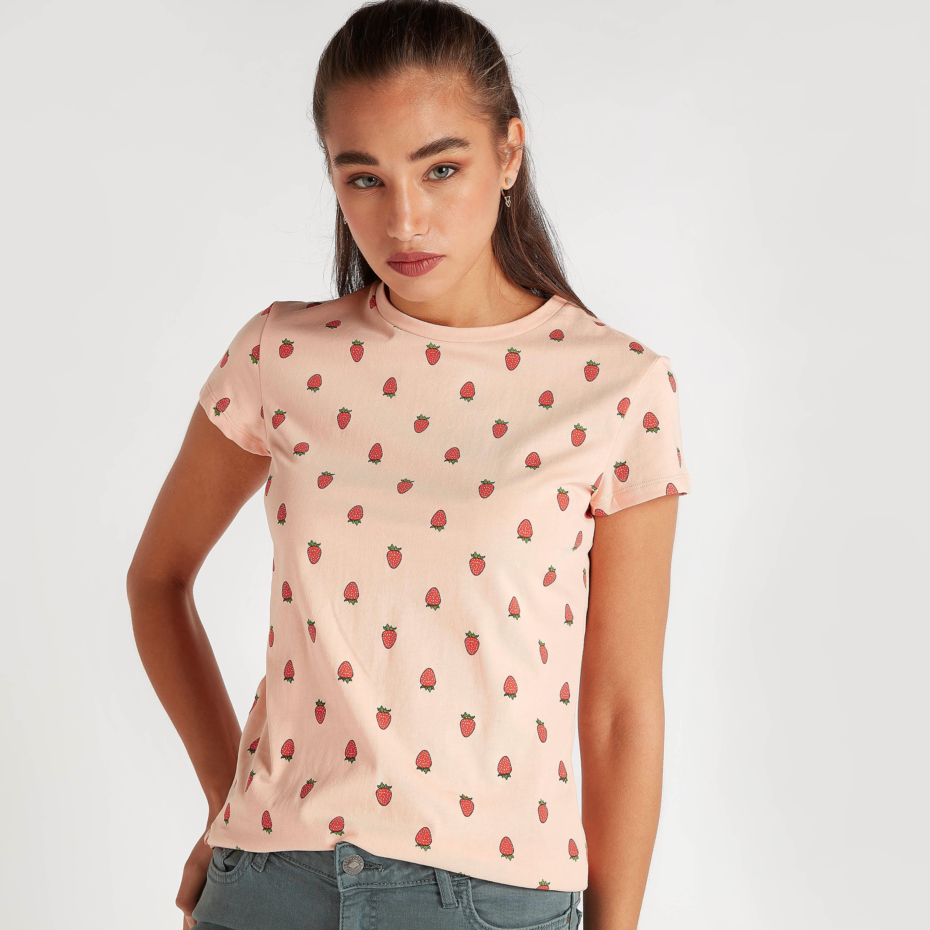 تيشيرت بياقة ضيقة وأكمام كاب وطبعات-women-clothing-tshirts-image-1