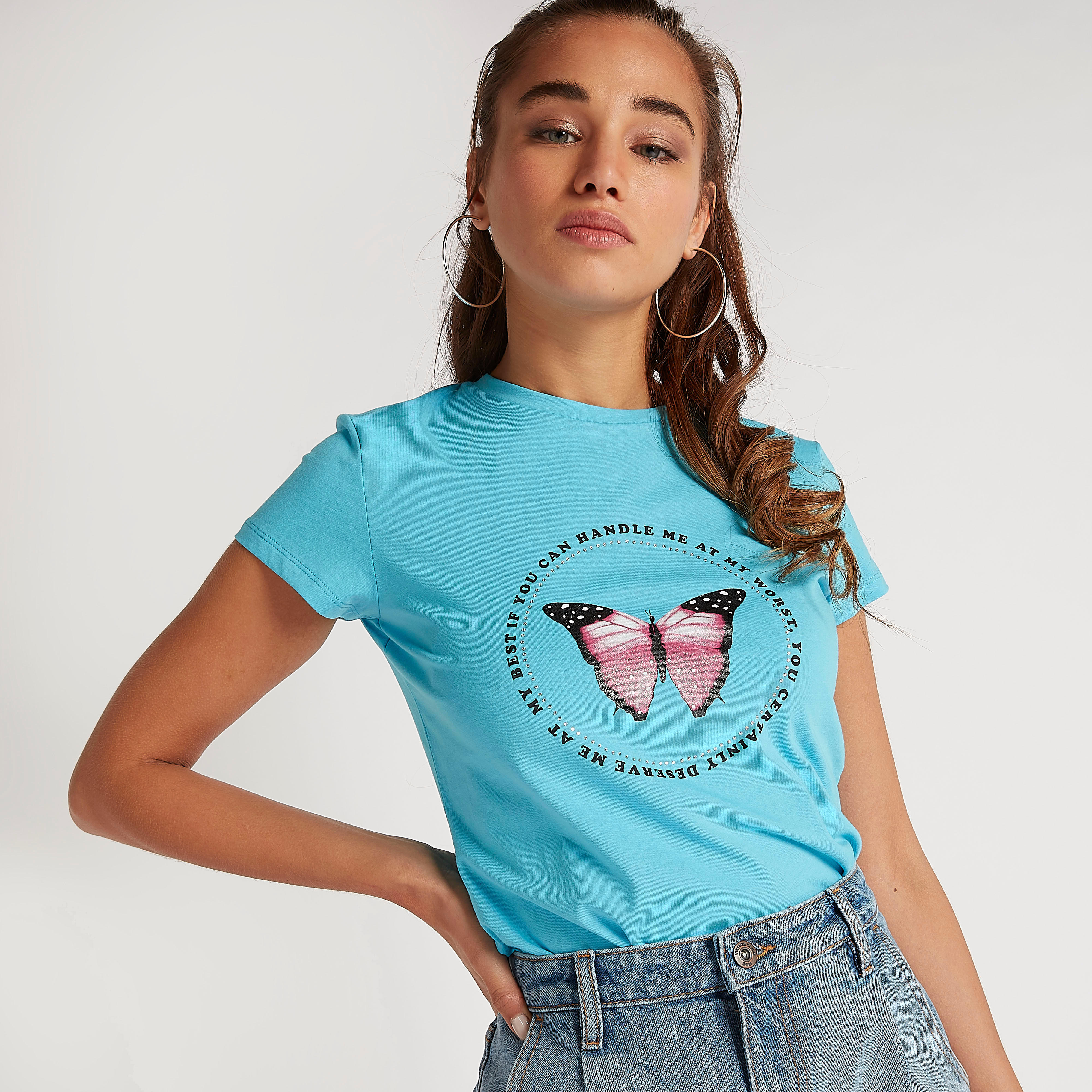 تيشيرت بياقة ضيّقة وأكمام كاب وطبعات-women-clothing-tshirts-image-1