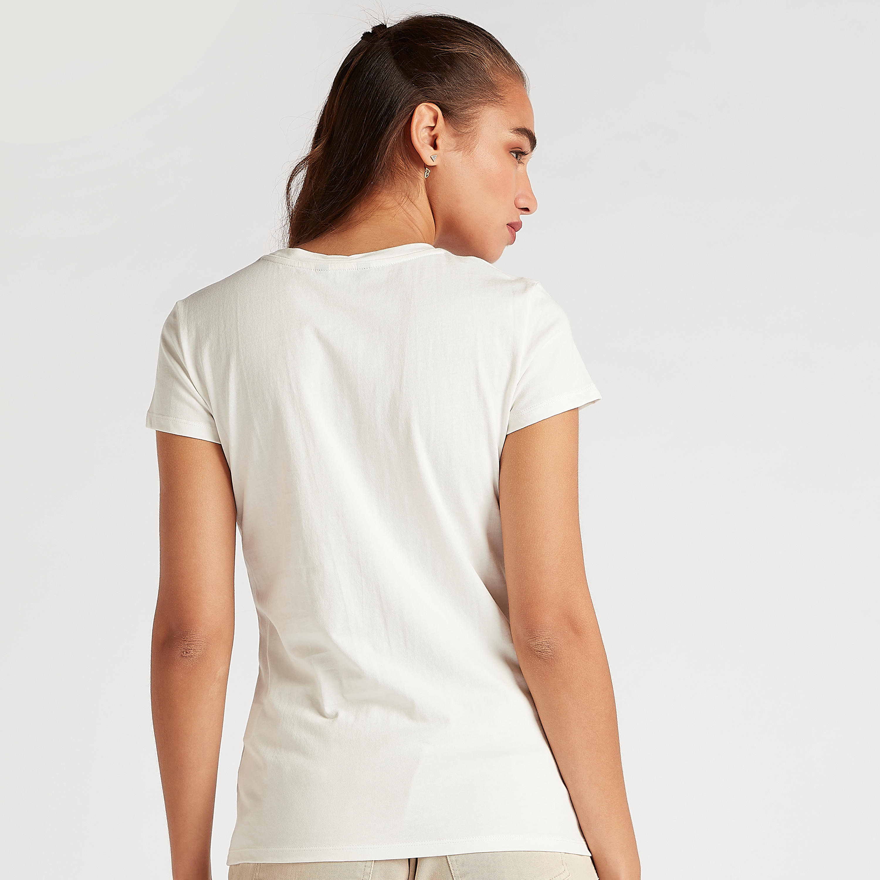 تيشيرت بياقة ضيّقة وأكمام كاب وطبعات-women-clothing-tshirts-image-4