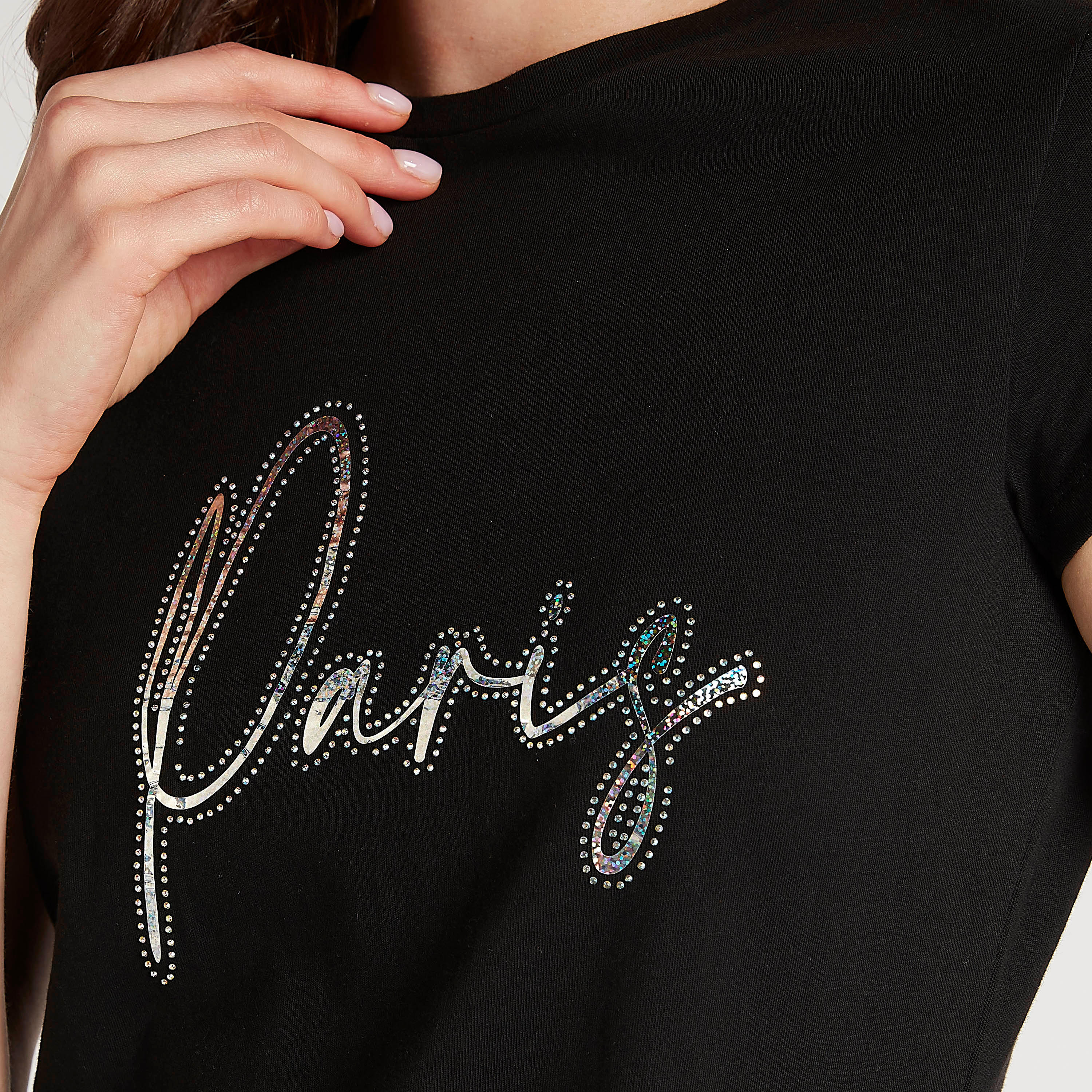 تيشيرت بياقة ضيّقة وأكمام كاب وطبعات-women-clothing-tshirts-image-3