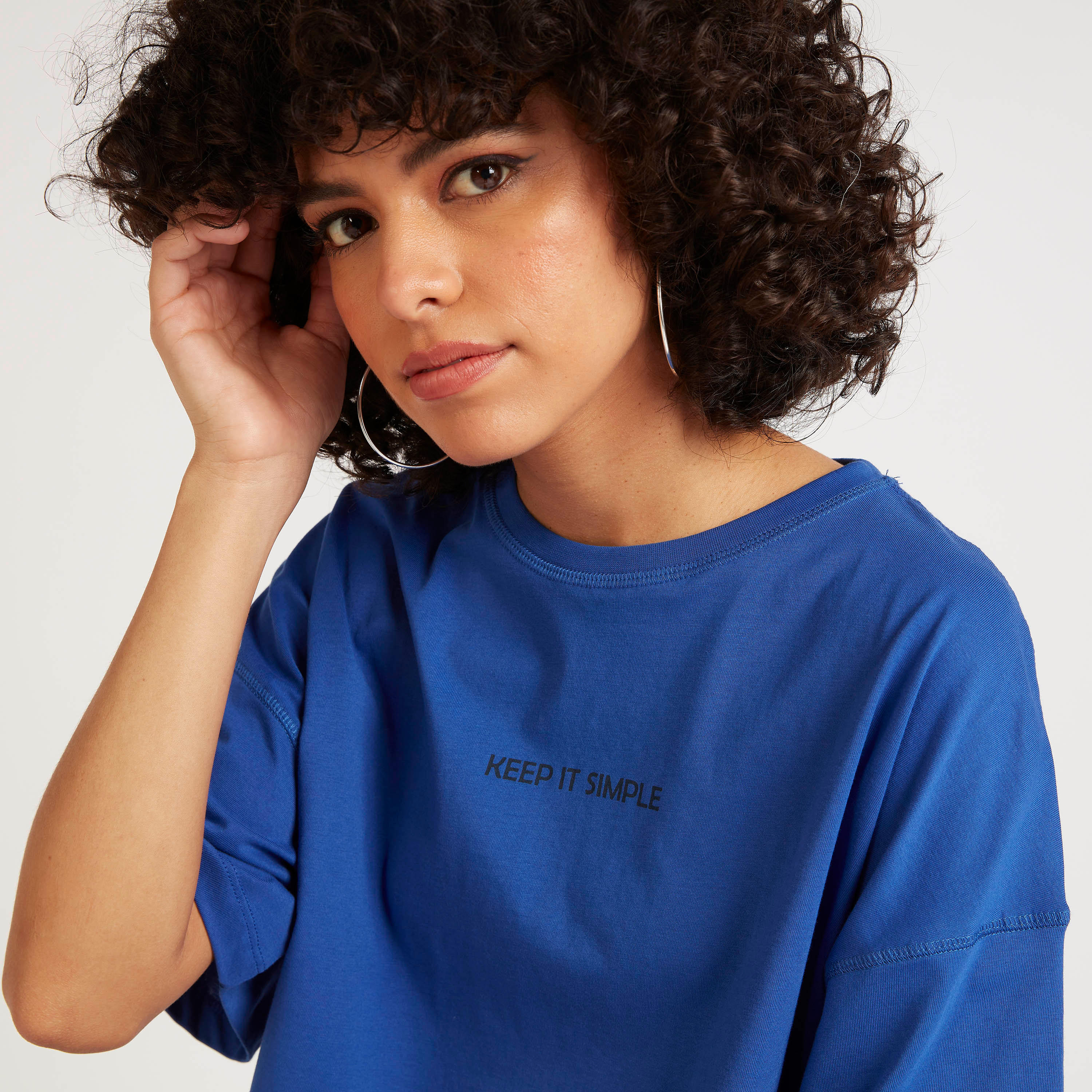 تيشيرت قصير بياقة مستديرة وأكمام قصيرة وطبعات-women-clothing-tshirts-image-3