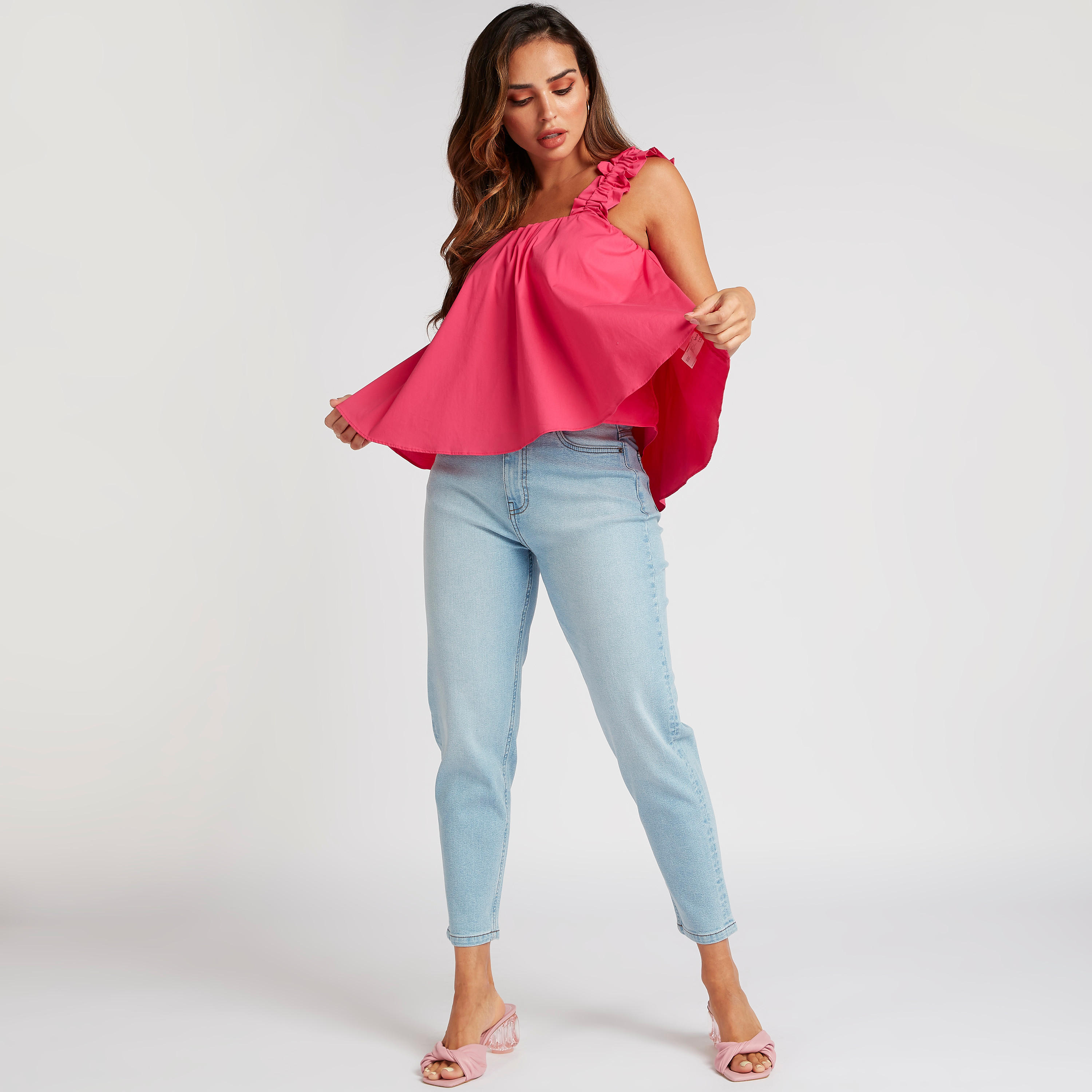 بلوزة  سادة دون أكمام بأحزمة بتفاصيل كشكشة-women-clothing-shirtsandblouses-blouses-image-3