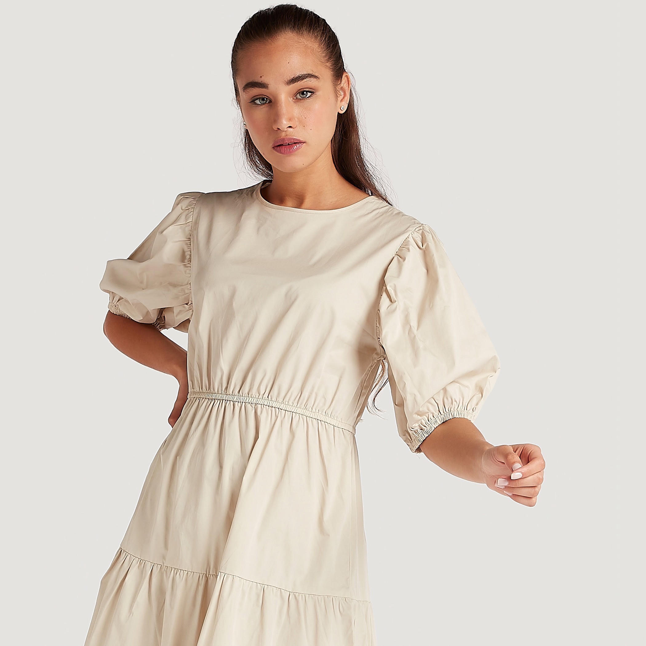 Solid Midi Tiered A-line Dress with Short Puff Sleeves-women-clothing-dresses-image-5