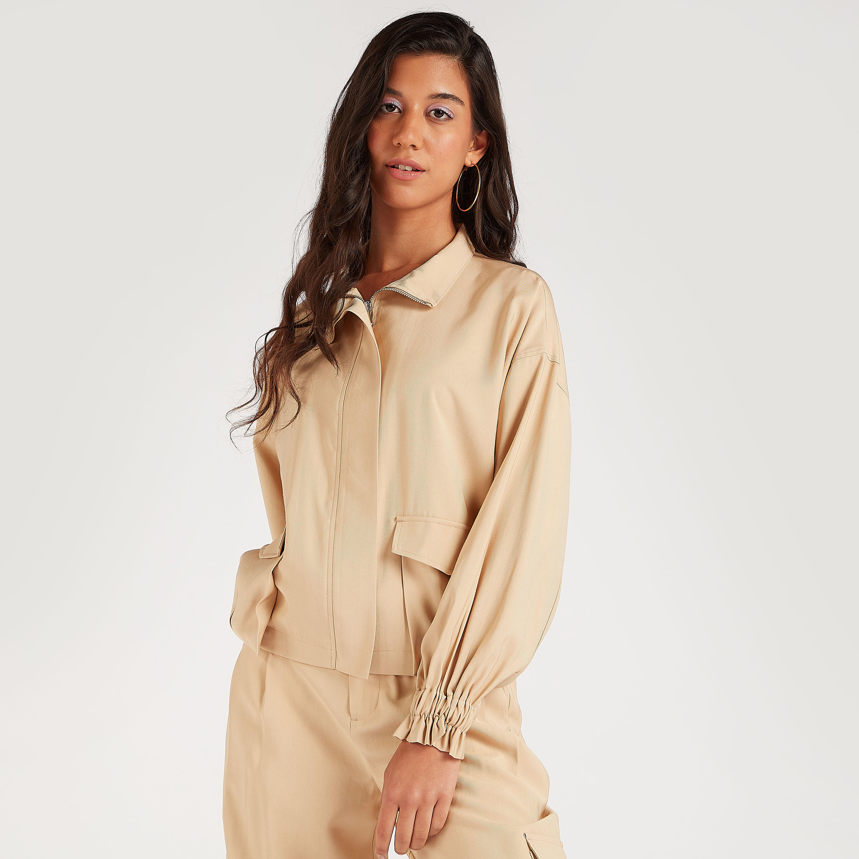 جاكيت سادة بأكمام طويلة وياقة عادية-women-winterwear-coatsandjackets-jackets-image-1