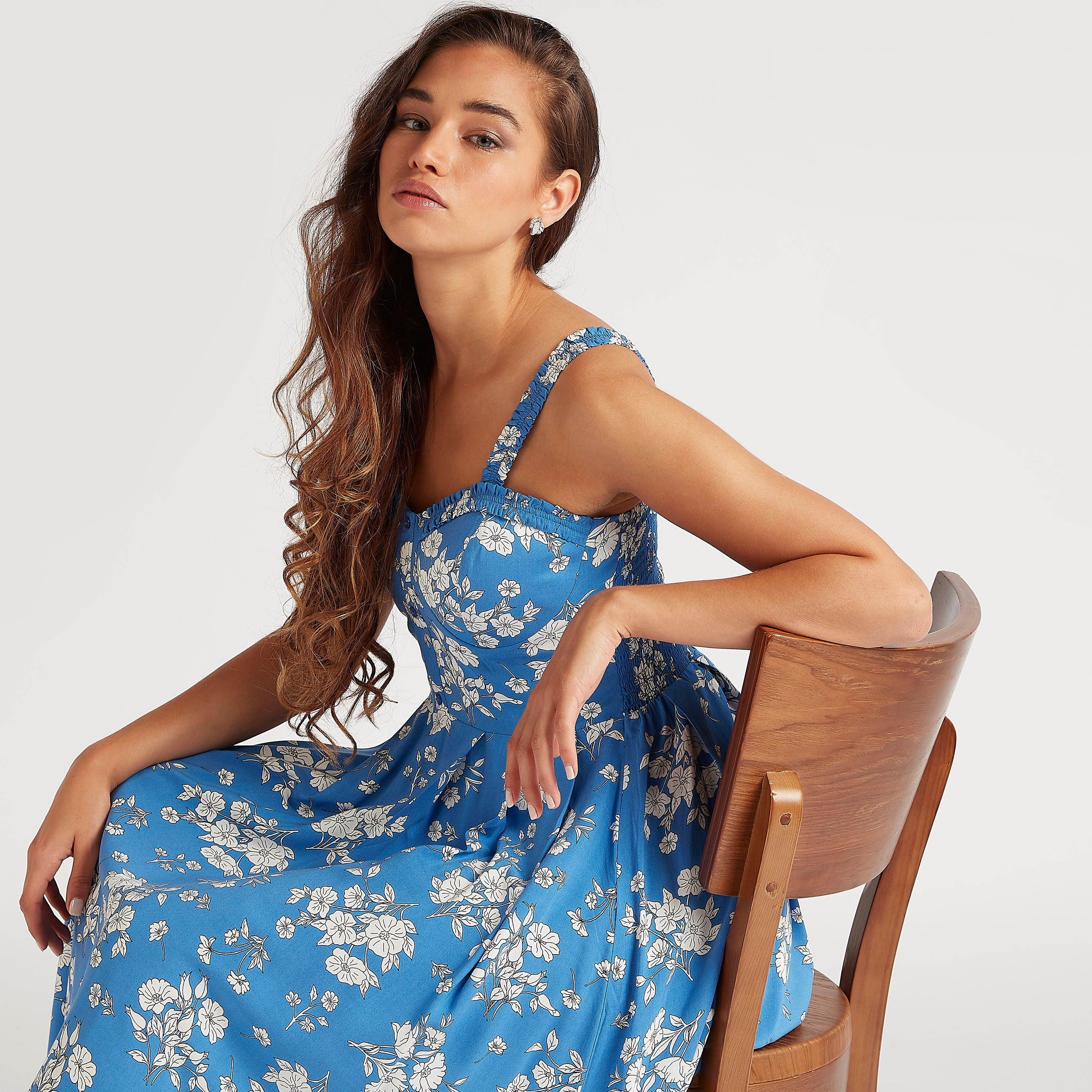 فستان ميدي إيه لاين بطبعات أزهار وظهر مطرّز-women-clothing-dresses-image-5