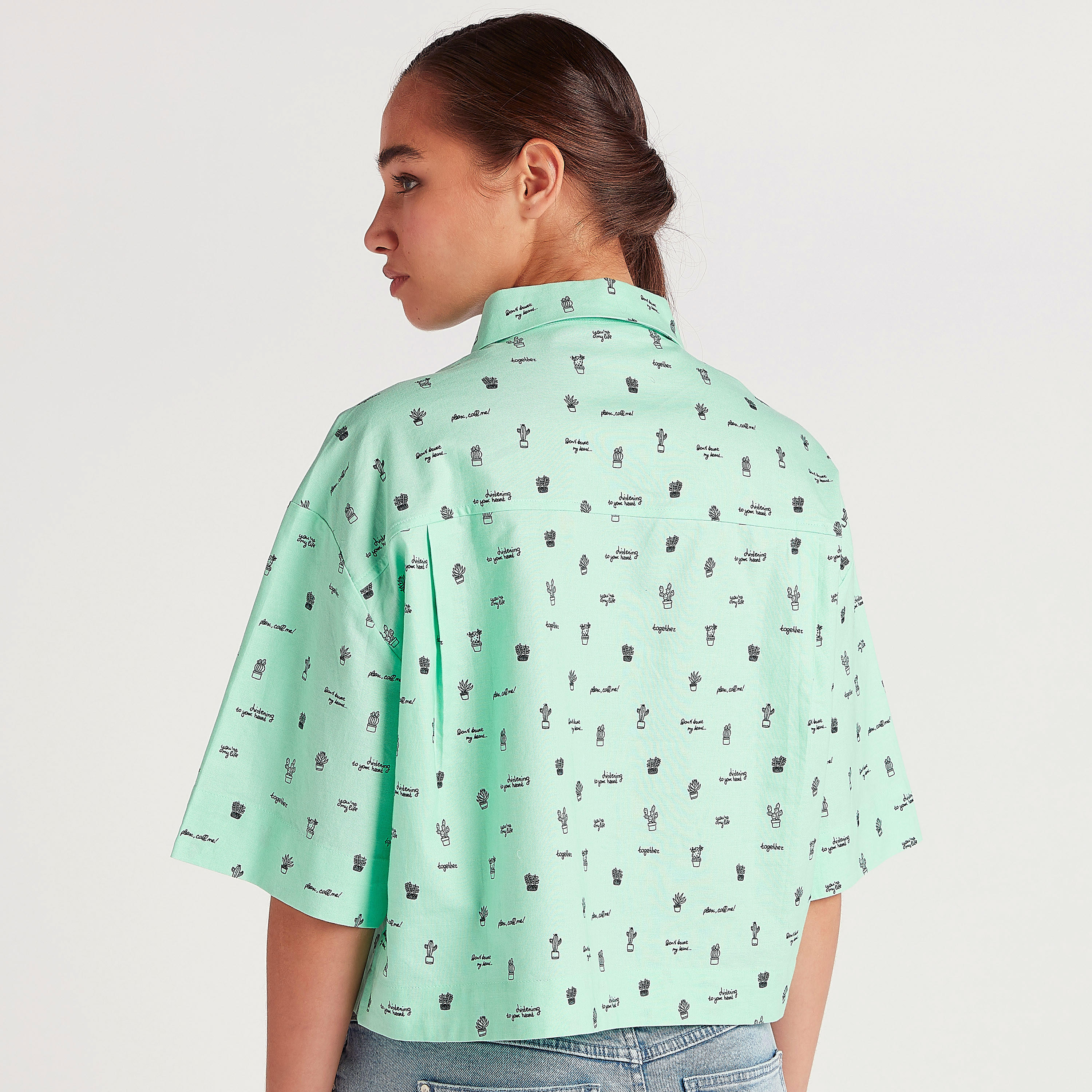 قميص قصير بأكمام 3/4 وياقة عادية وطبعات-women-clothing-shirtsandblouses-shirts-image-4