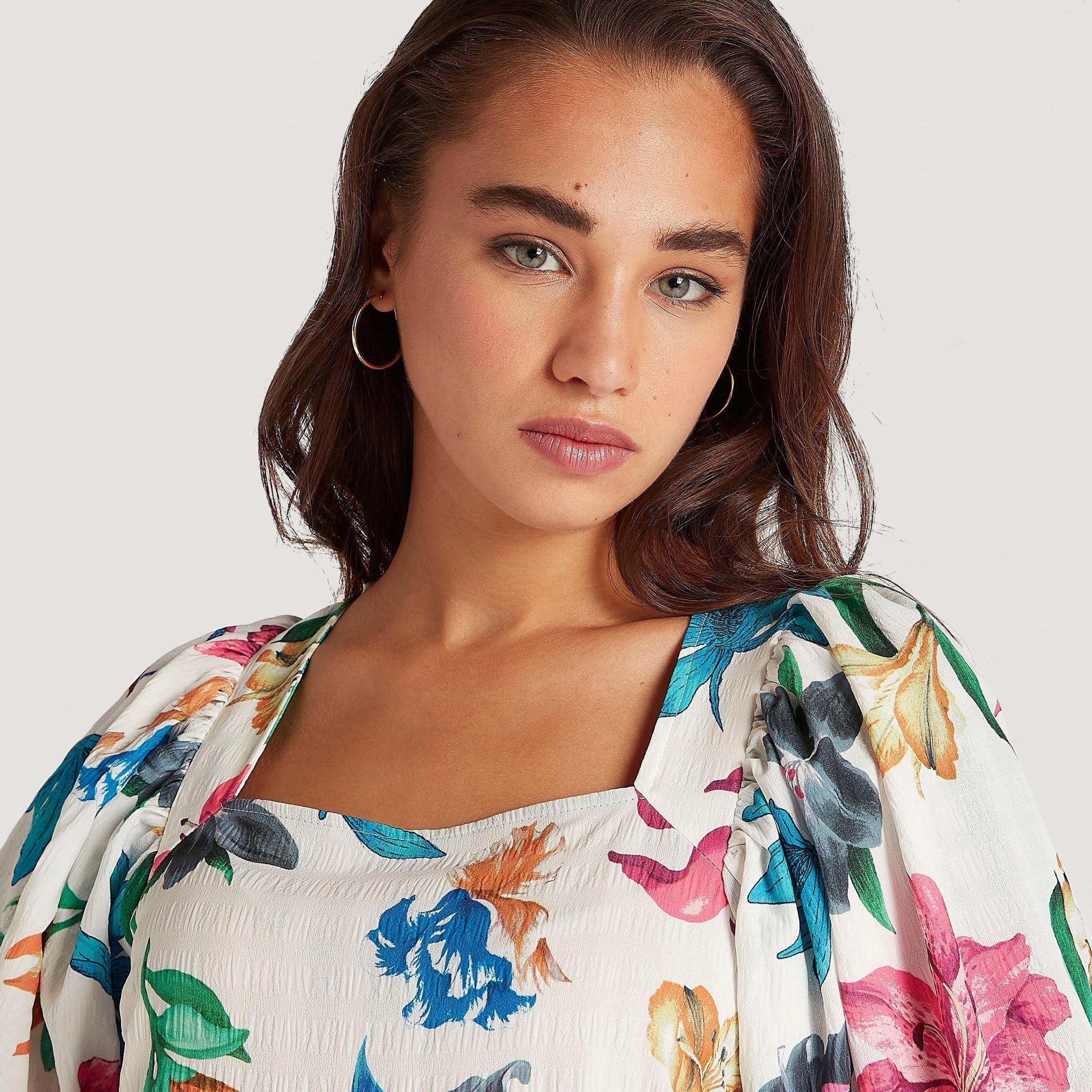 فستان ميدي إيه لاين بطبعات أزهار وأكمام قصيرة منفوخة-women-clothing-dresses-image-7