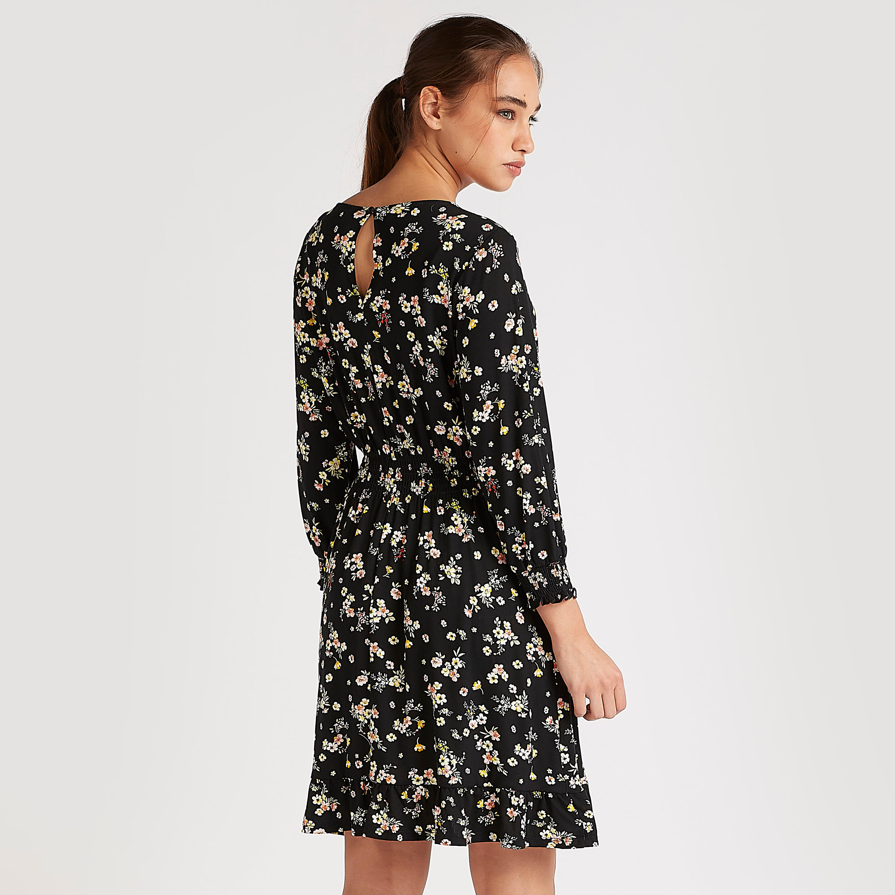 فستان قصير إيه لاين بطبعات أزهار وبأكمام طويلة وياقة مستديرة-women-clothing-dresses-image-4