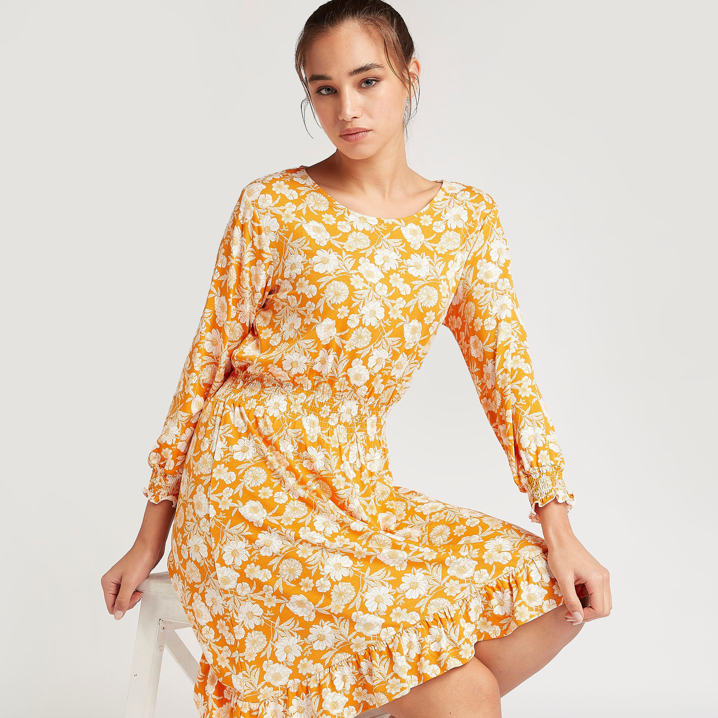 فستان قصير إيه لاين بطبعات أزهار بياقة مستديرة وأكمام طويلة-women-clothing-dresses-image-1