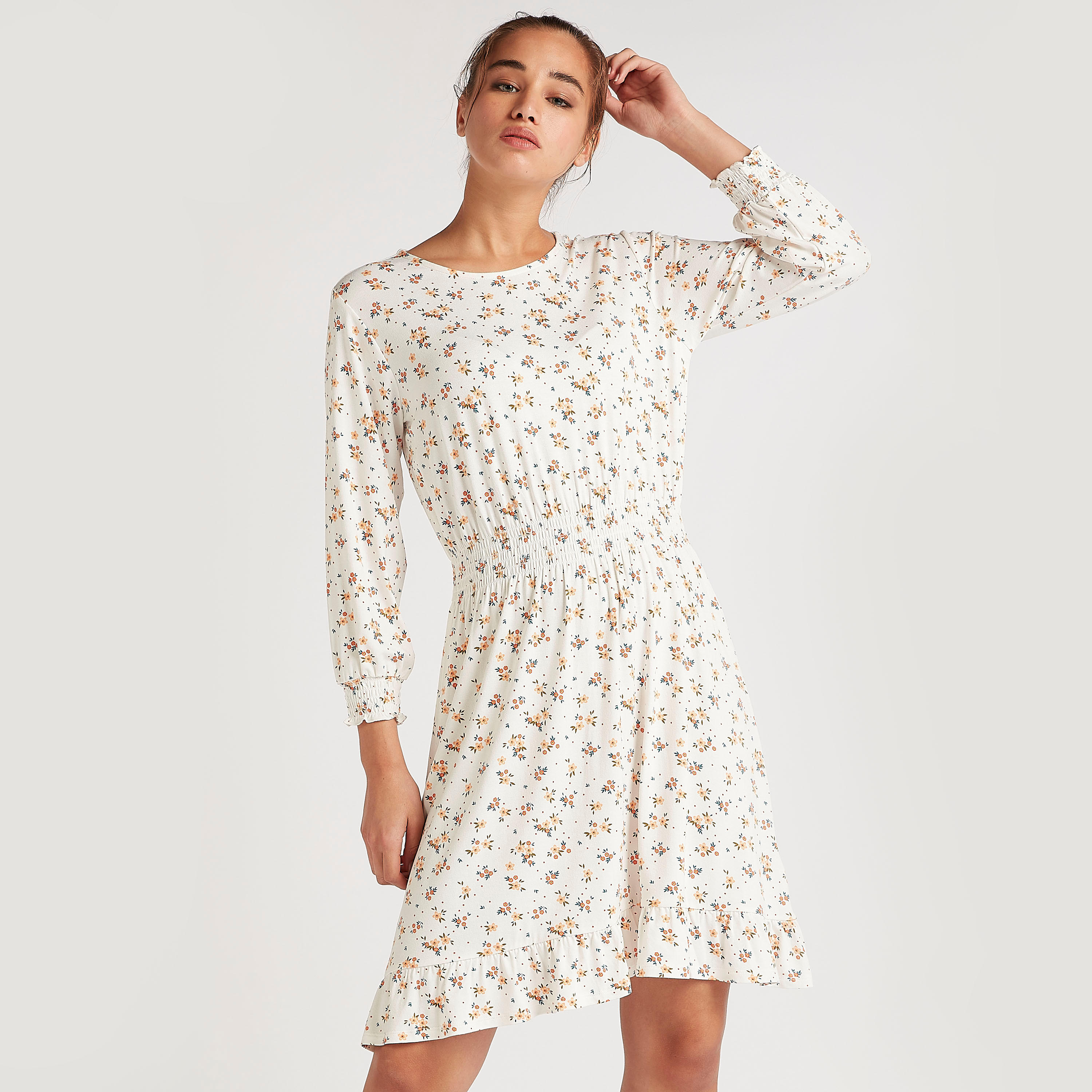 فستان قصير إيه لاين بطبعات أزهار وبأكمام طويلة وياقة مستديرة-women-clothing-dresses-image-1