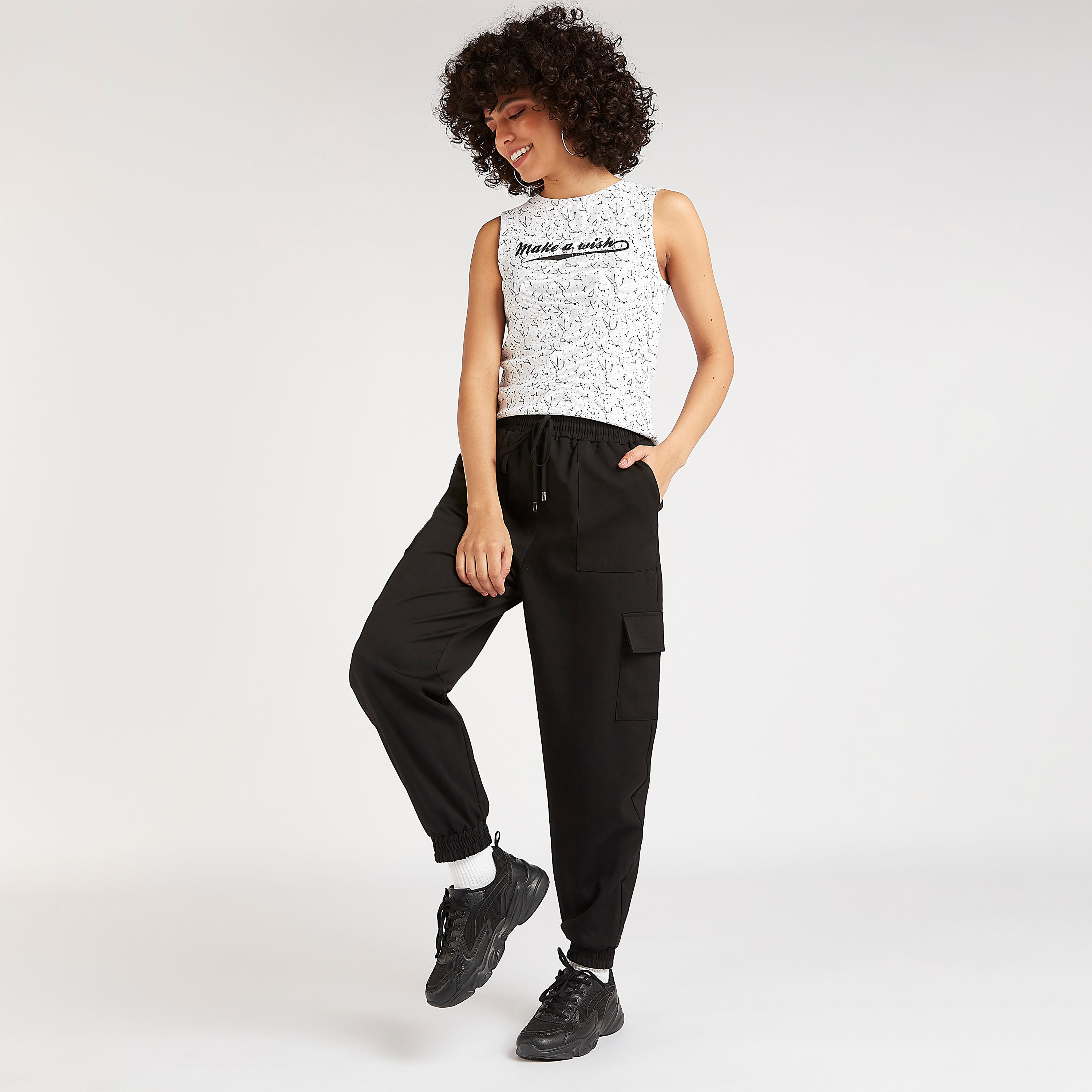 فيست بياقة ضيفة وطبعات-women-clothing-tshirts-image-3