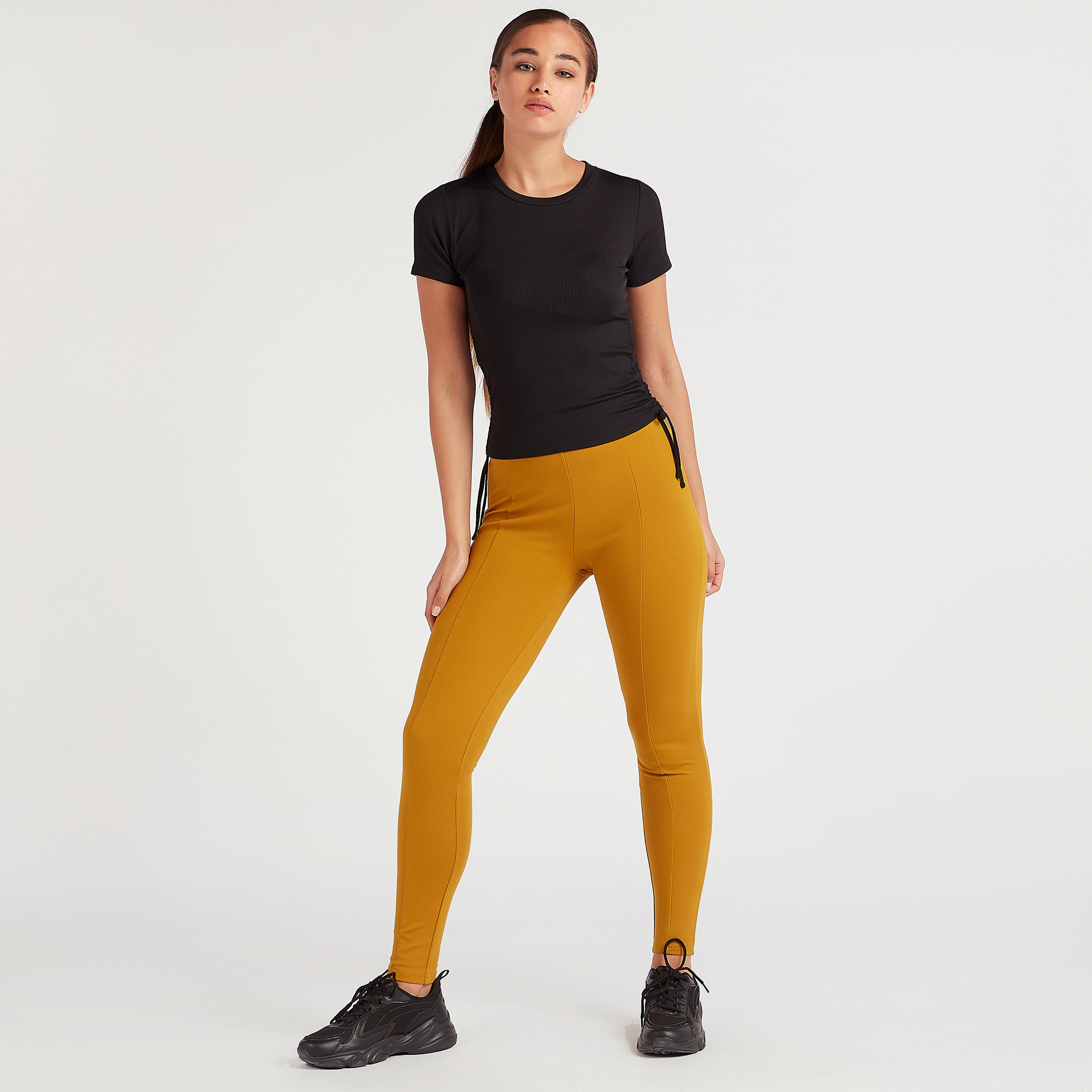 تيشيرت بارز الملمس بياقة ضيّقة وأكمام قصيرة وتفاصيل رباط-women-clothing-tshirts-image-2