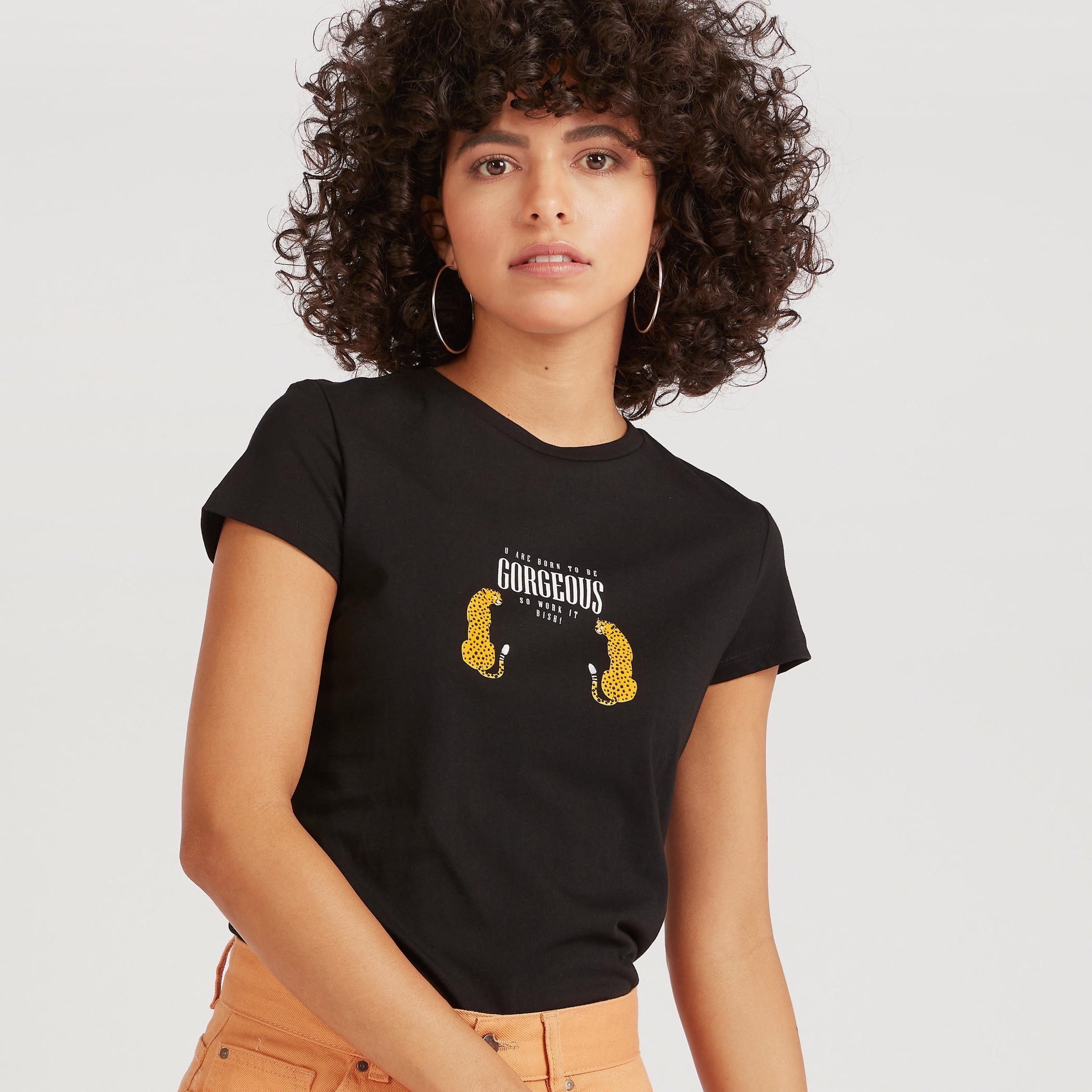 تيشيرت بياقة ضيّقة وأكمام كاب وطَبعات-women-clothing-tshirts-image-3