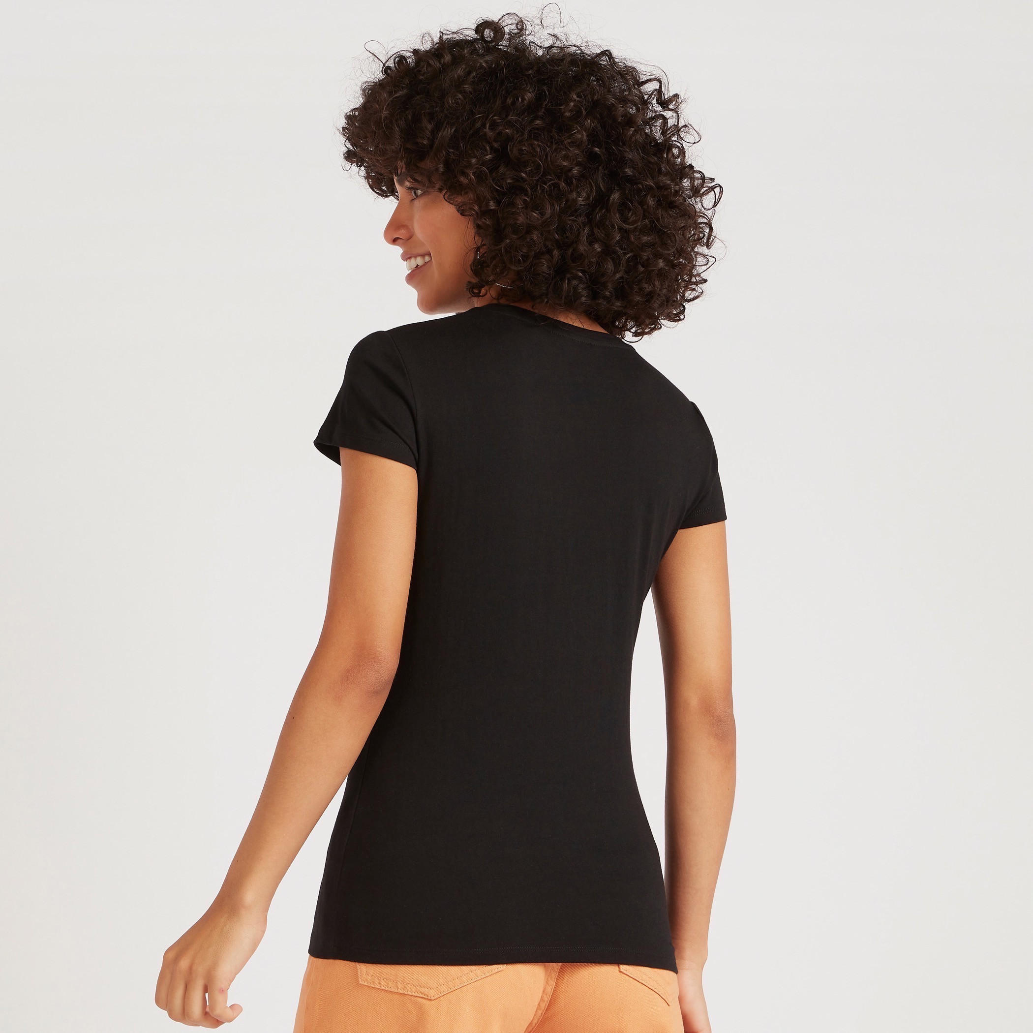 تيشيرت بياقة ضيّقة وأكمام كاب وطَبعات-women-clothing-tshirts-image-4