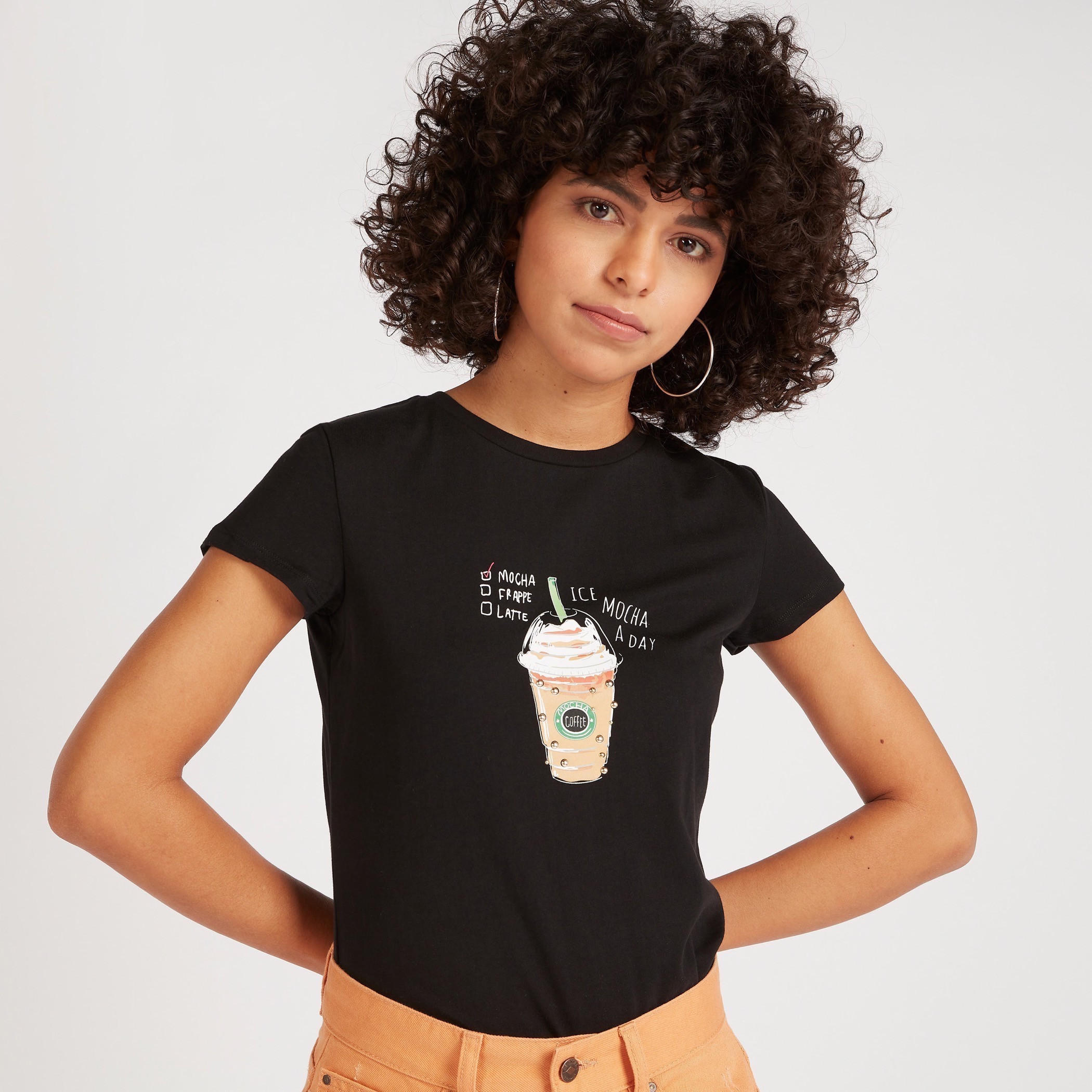 تيشيرت بياقة ضيّقة وأكمام كاب وطَبعات-women-clothing-tshirts-image-1