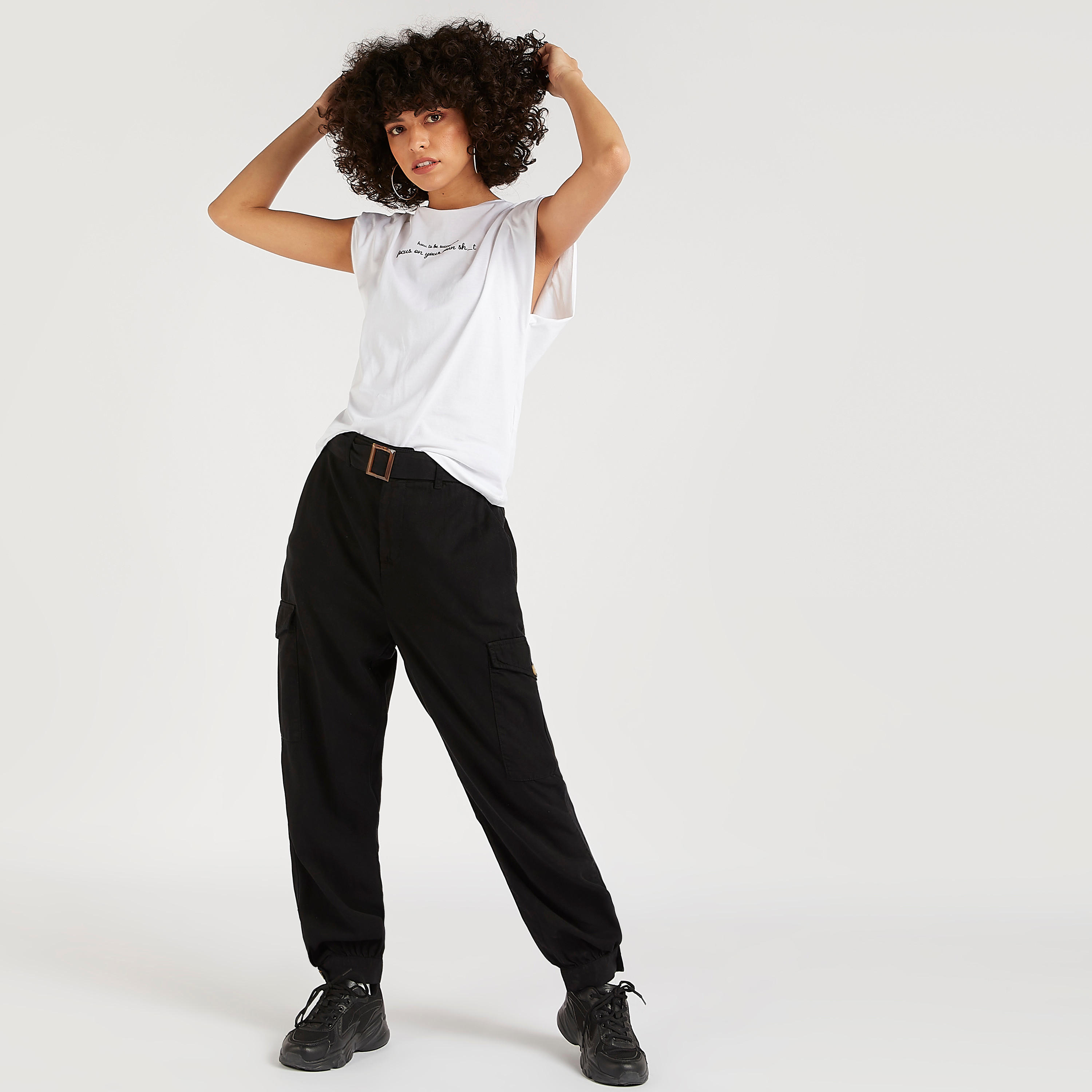 تيشيرت بياقة ضيّقة وأكمام كَاب وطبعات-women-clothing-tshirts-image-2