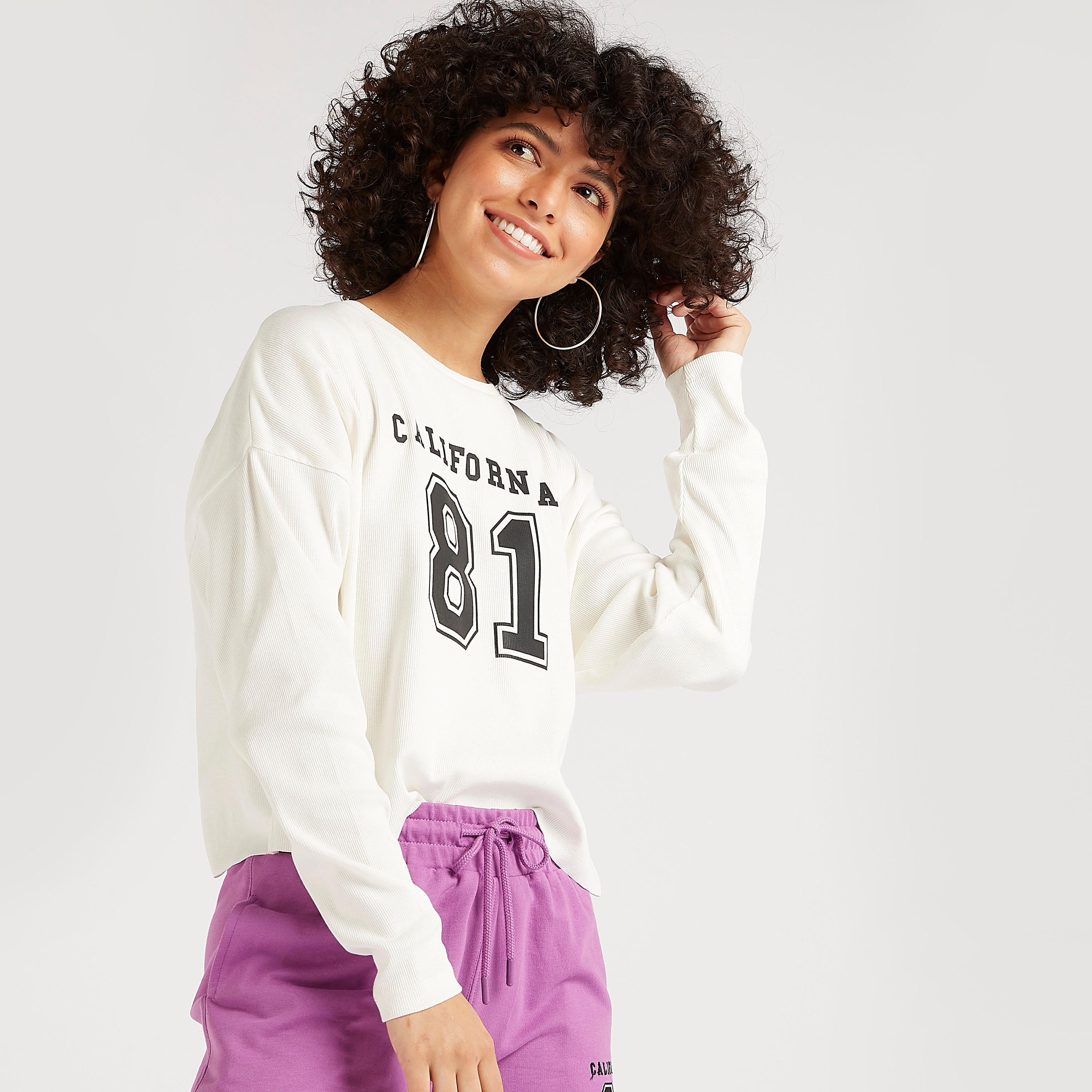 Ribbed Printed Crew Neck T-shirt with Long Sleeves-women-winterwear-hoodiesandsweatshirts-sweatshirts-image-5