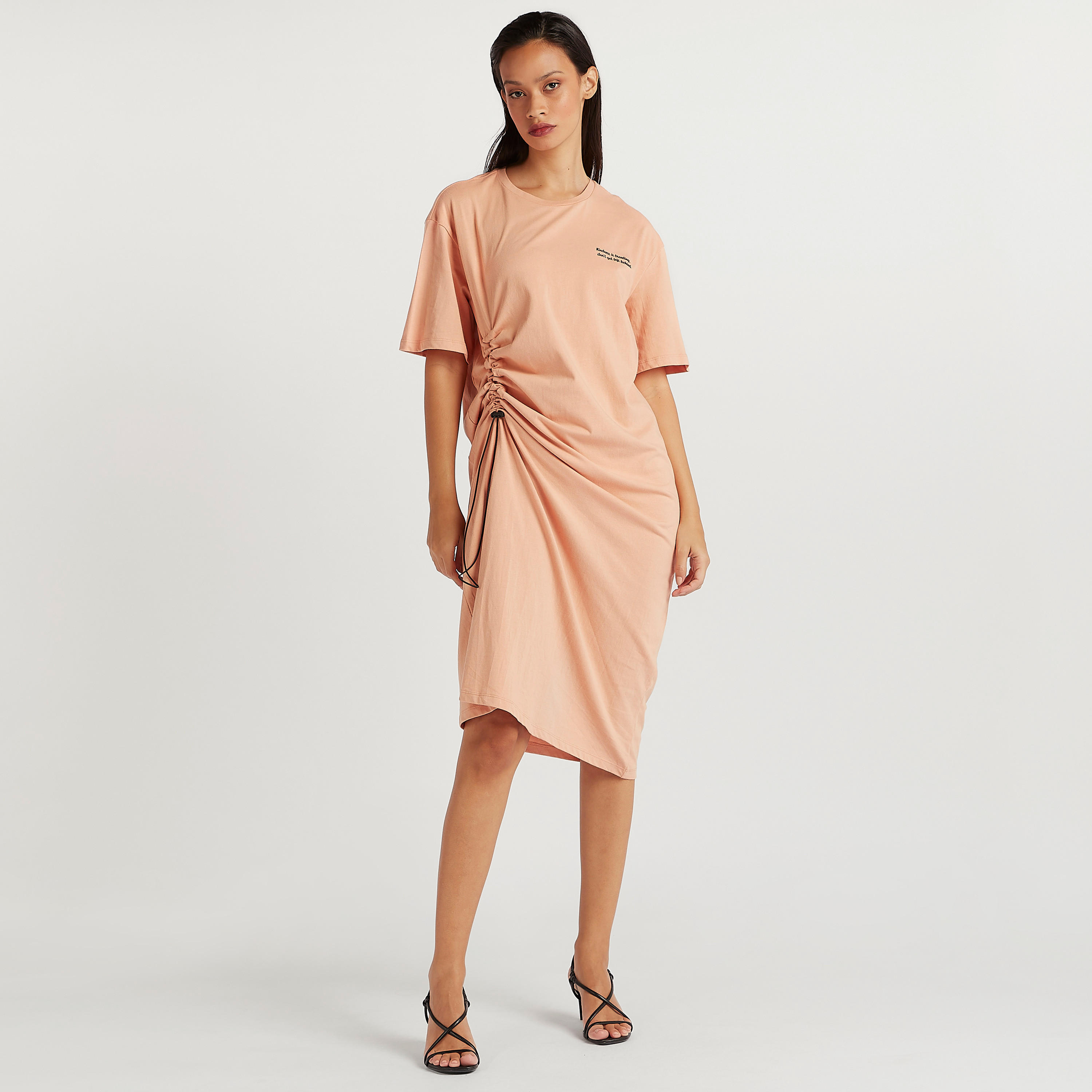 فستان واسع ميدي بأكمام قصيرة وطبعات بكسرات-women-clothing-dresses-image-2