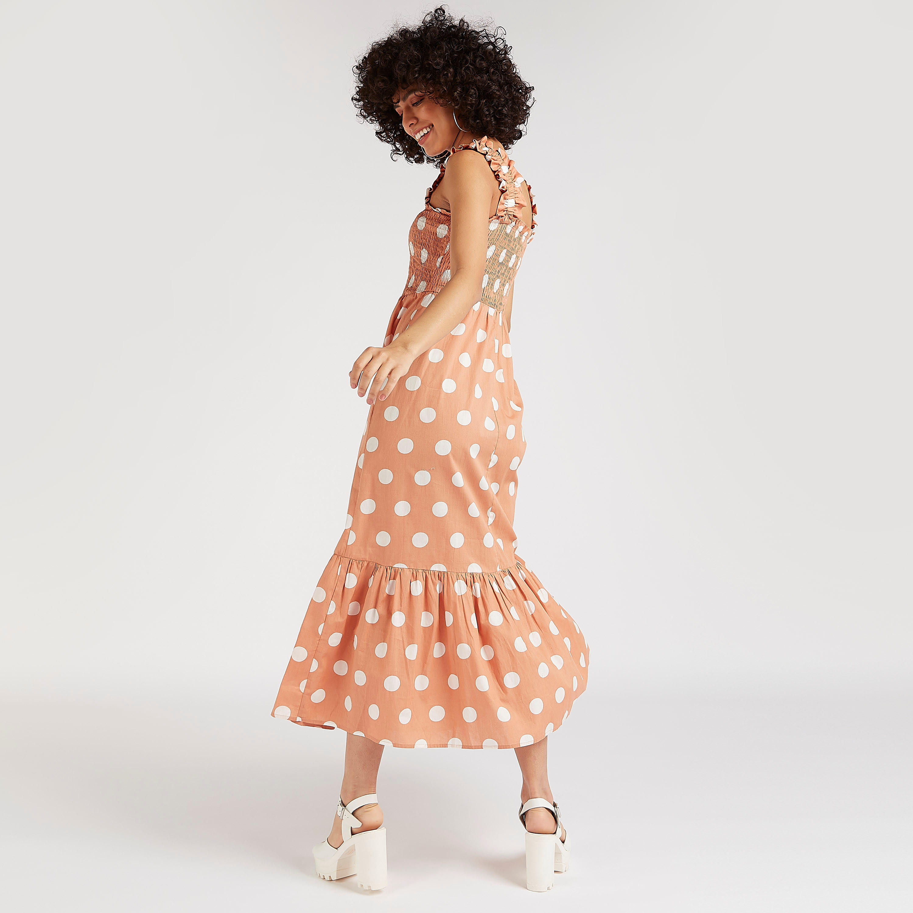 فستان ميدي إيه لاين دون أكمام بدرزات وطبعات منقطة-women-clothing-dresses-image-4