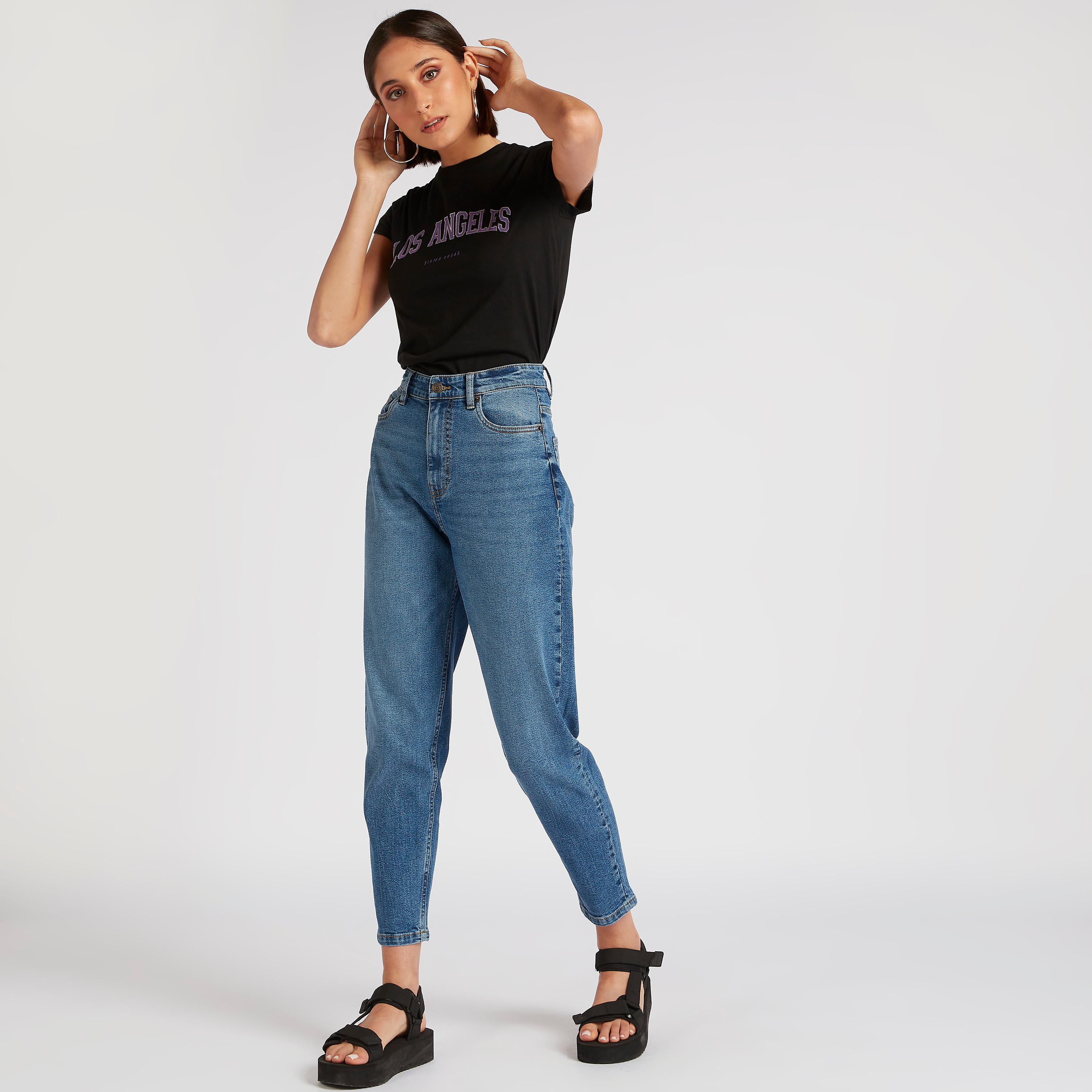 تيشيرت بياقة ضيّقة وأكمام كاب وطبعات-women-clothing-tshirts-image-2