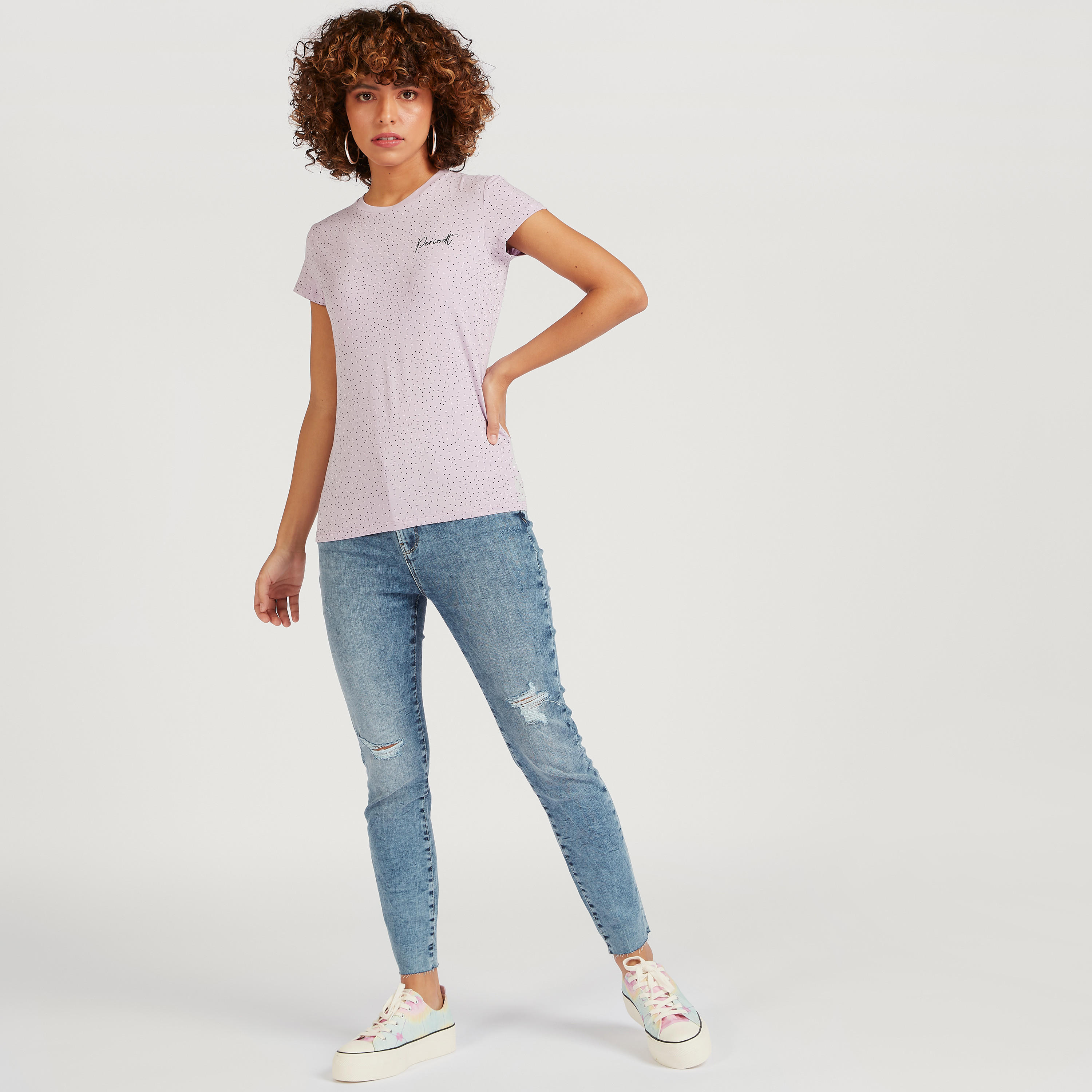 تيشيرت بياقة ضيّقة وأكمام كاب وطبعات-women-clothing-tshirts-image-2