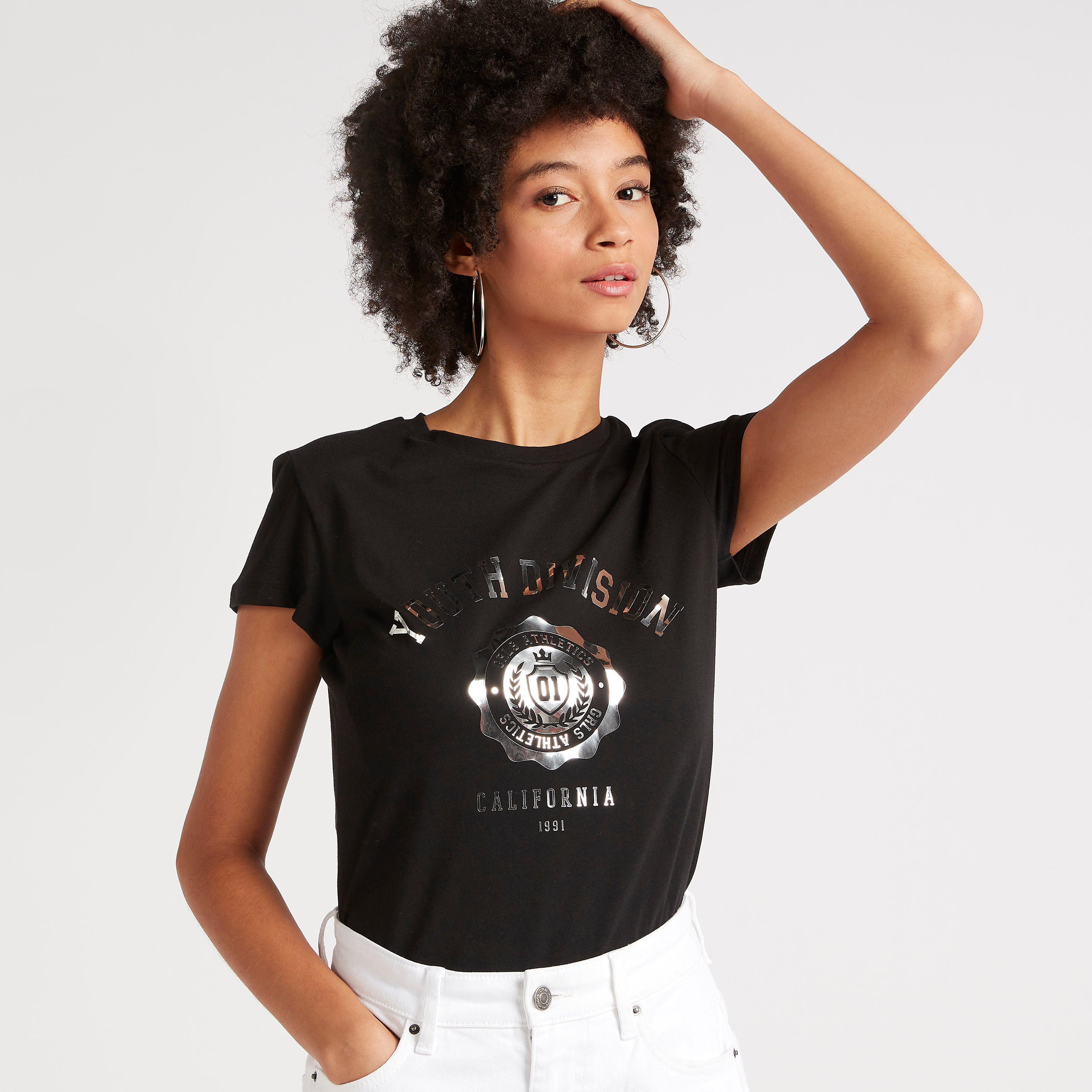 تيشيرت بياقة ضيّقة وأكمام كاب وطَبعات-women-clothing-tshirts-image-1
