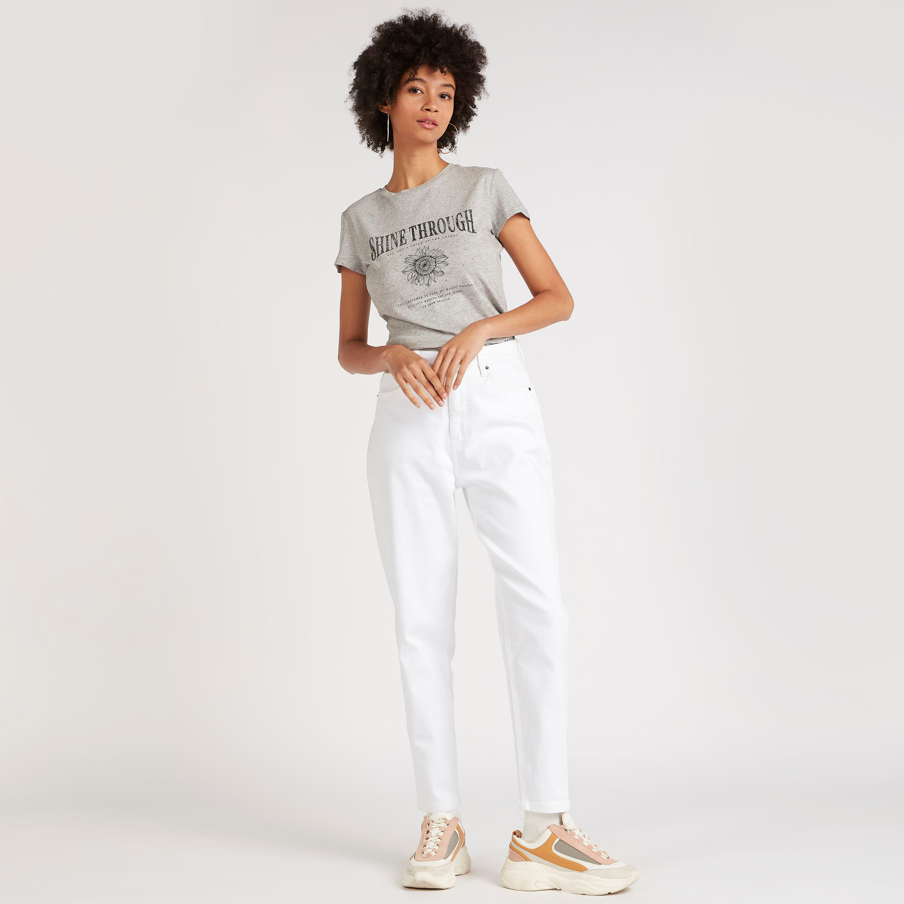 تيشيرت بياقة ضيّقة وأكمام كاب وطبعات-women-clothing-tshirts-image-2