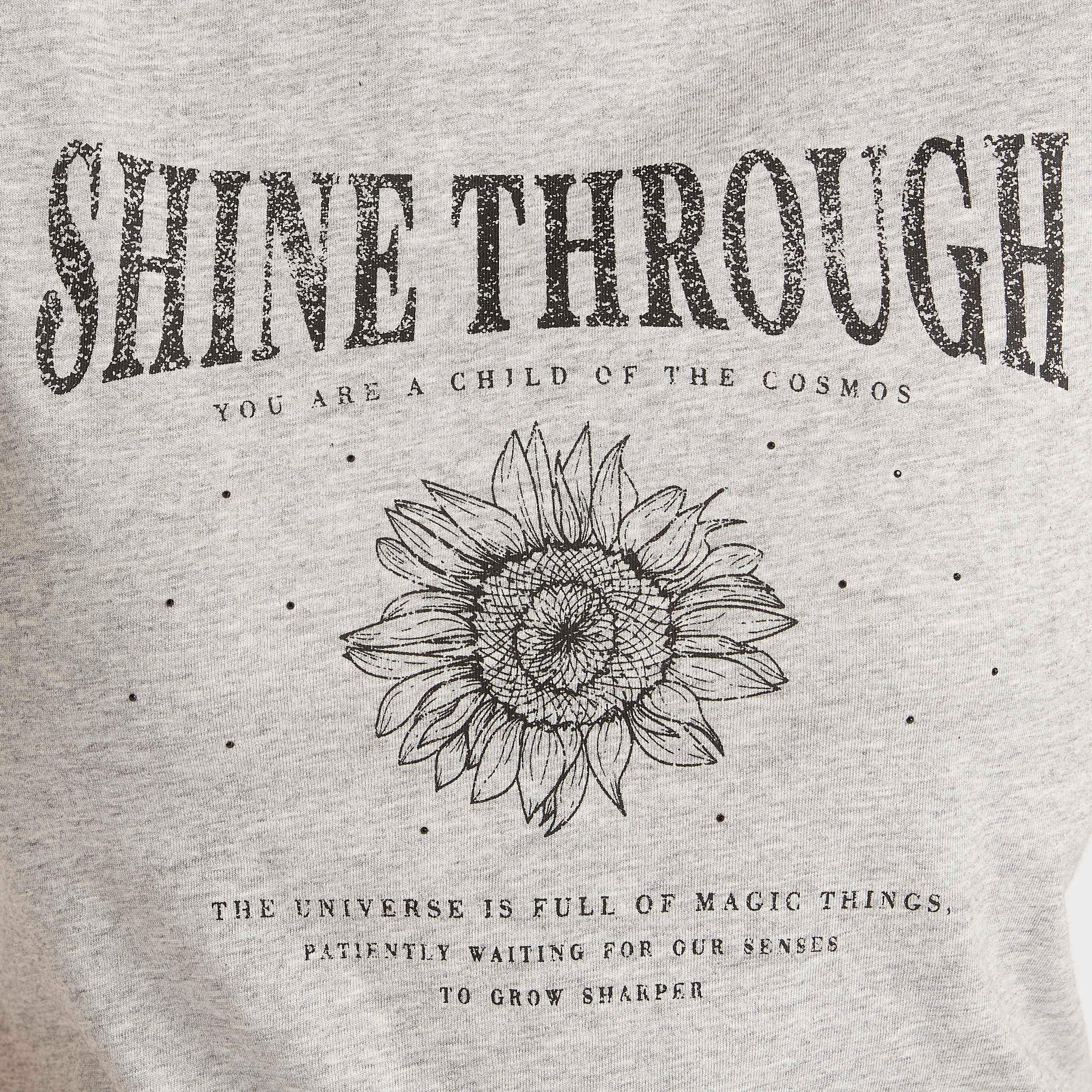تيشيرت بياقة ضيّقة وأكمام كاب وطبعات-women-clothing-tshirts-image-3