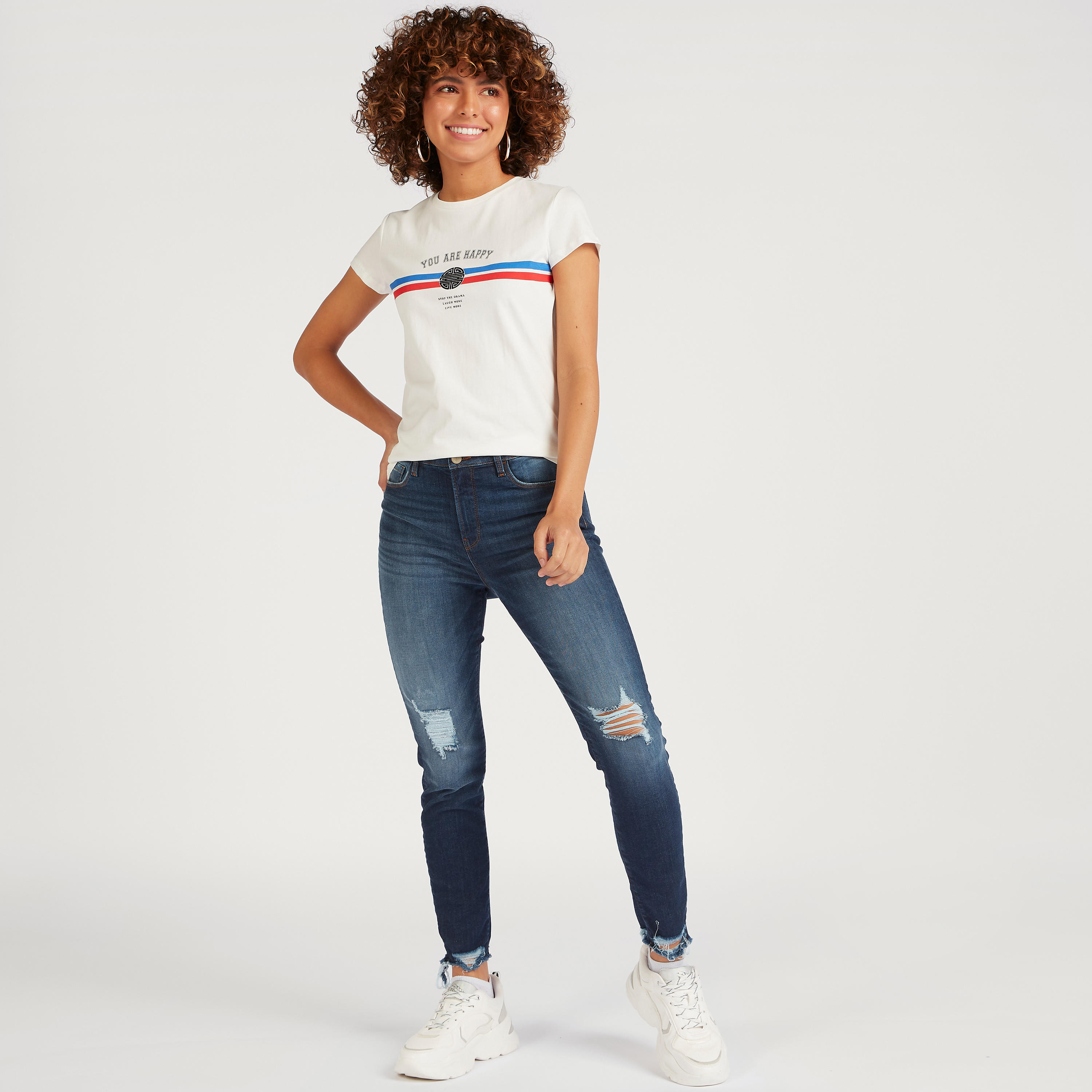 تيشيرت بياقة ضيّقة وأكمام كاب وطبعات-women-clothing-tshirts-image-2