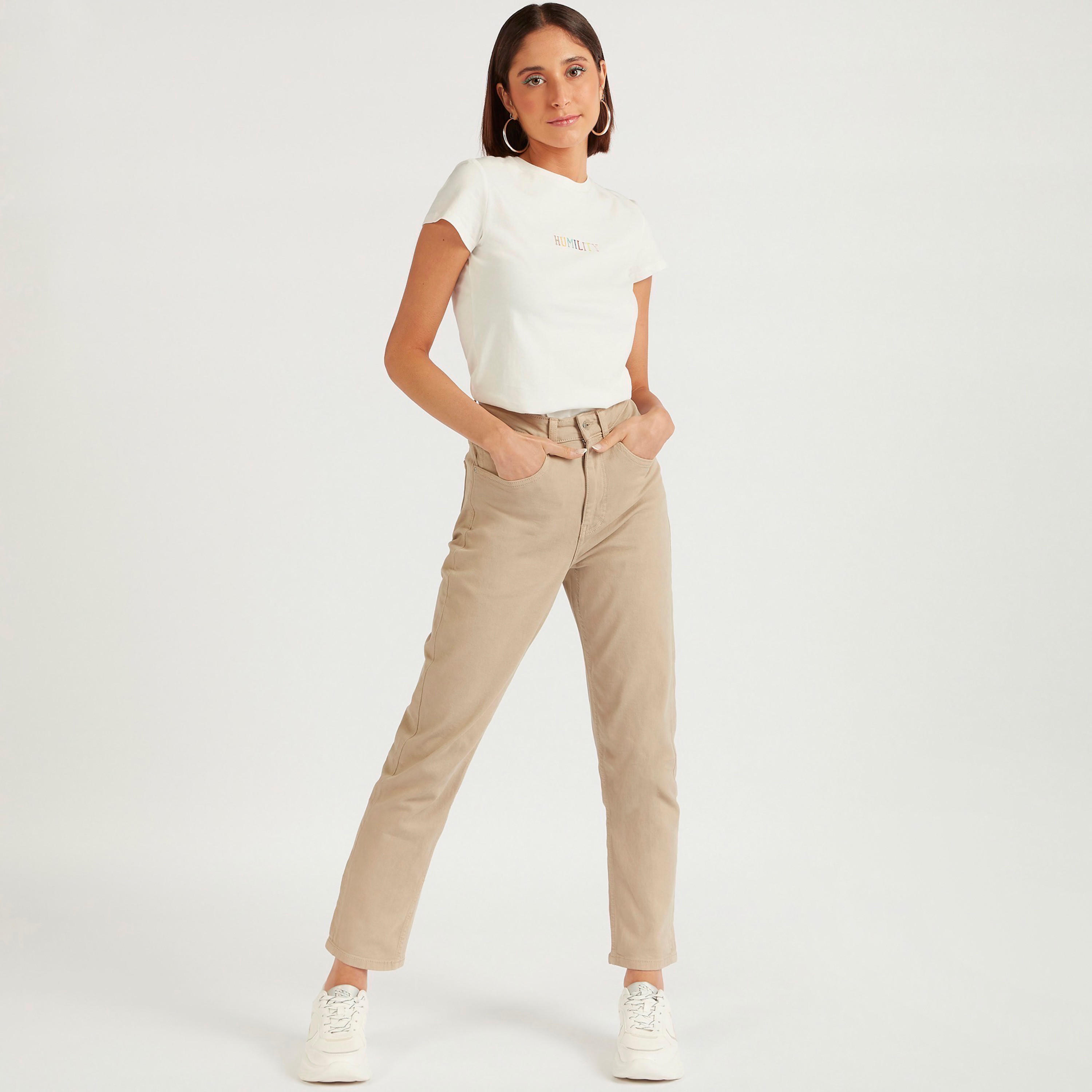 تيشيرت مطرّز بياقة ضيّقة وأكمام كاب-women-clothing-tshirts-image-2
