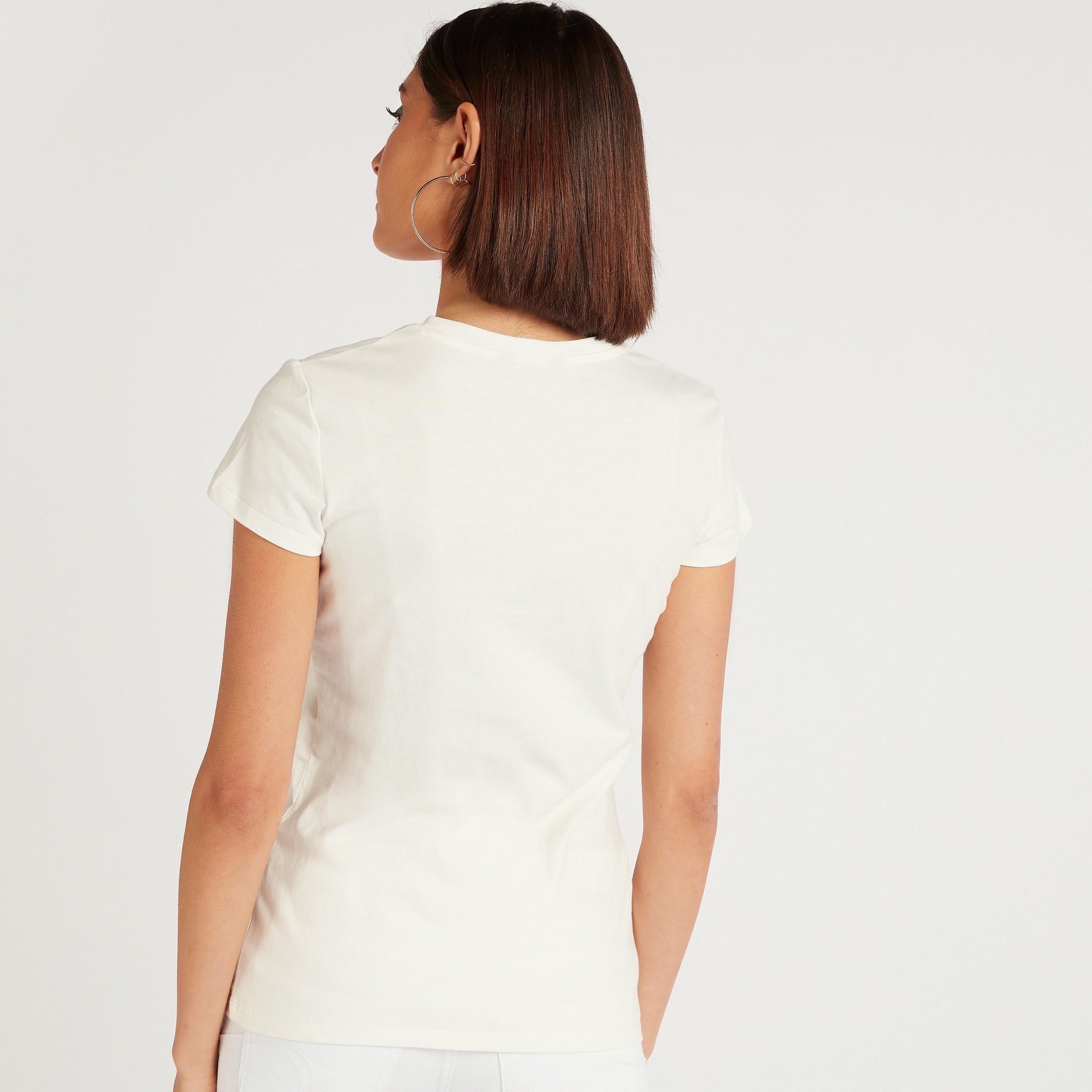 تيشيرت بياقة ضيّقة وأكمام كاب وطَبعات-women-clothing-tshirts-image-2