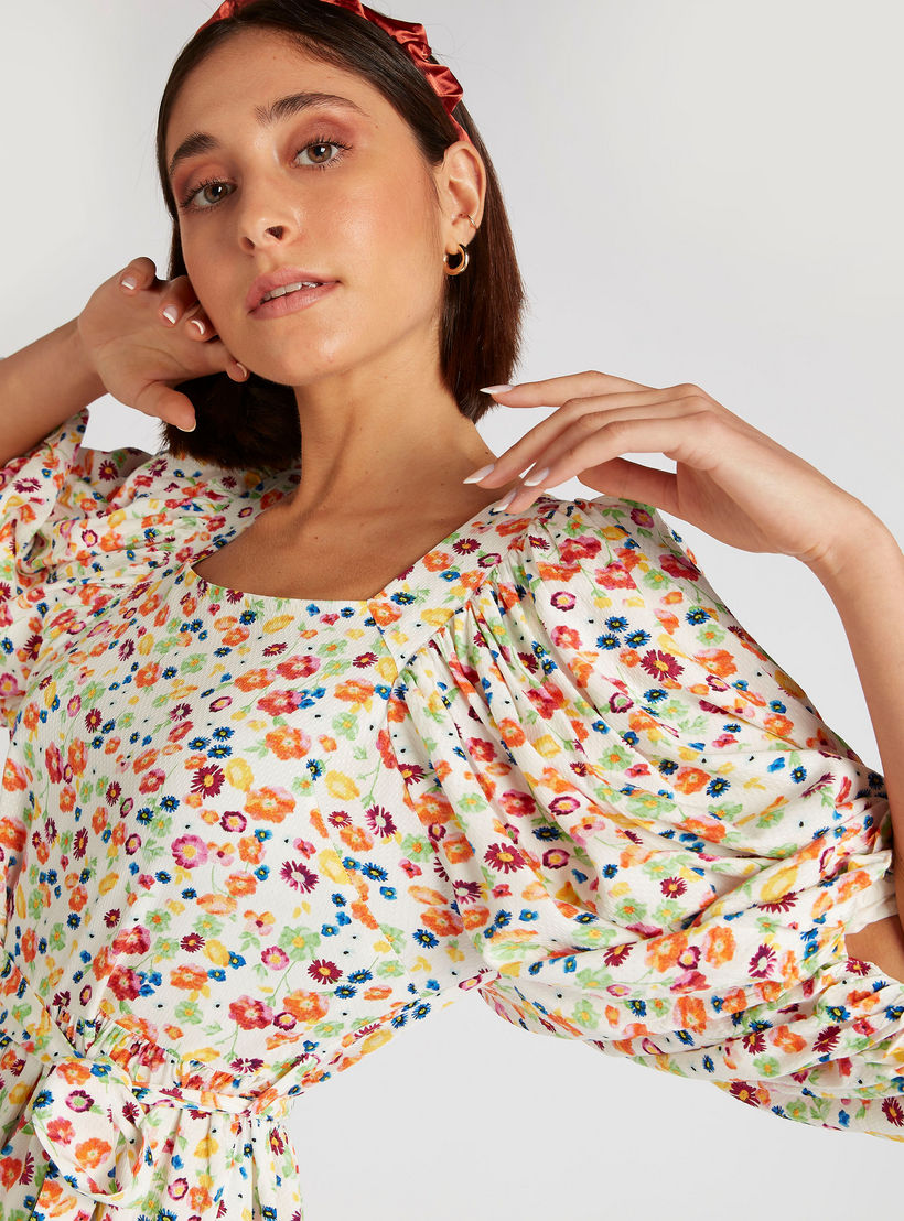 فستان إيه لاين ميدي بطبعات أزهار وأكمام منفوخة-women-clothing-dresses-image-3