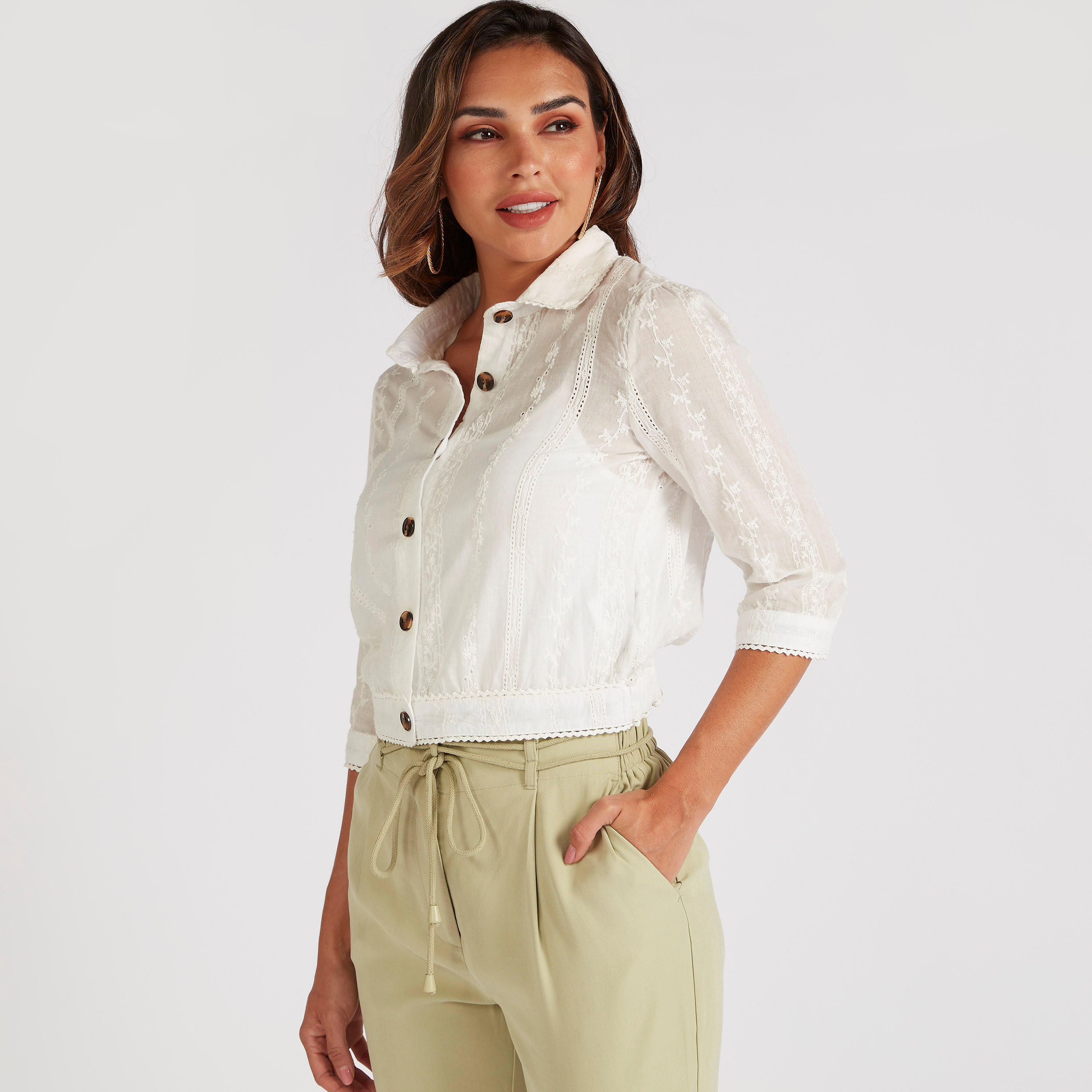 قميص سادة بياقة عادية وأكمام 3/4 وتفاصيل مطرزة-women-clothing-shirtsandblouses-shirts-image-1