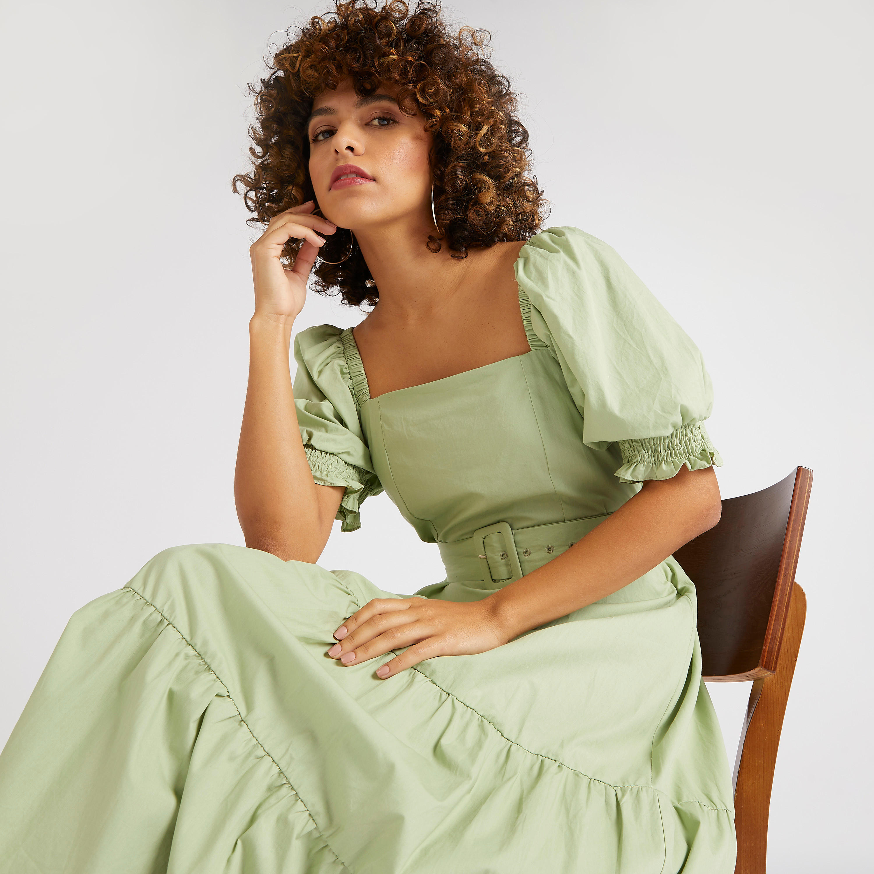 فستان سادة متوسط الطول بياقة مربعة مع حزام-women-clothing-dresses-image-1