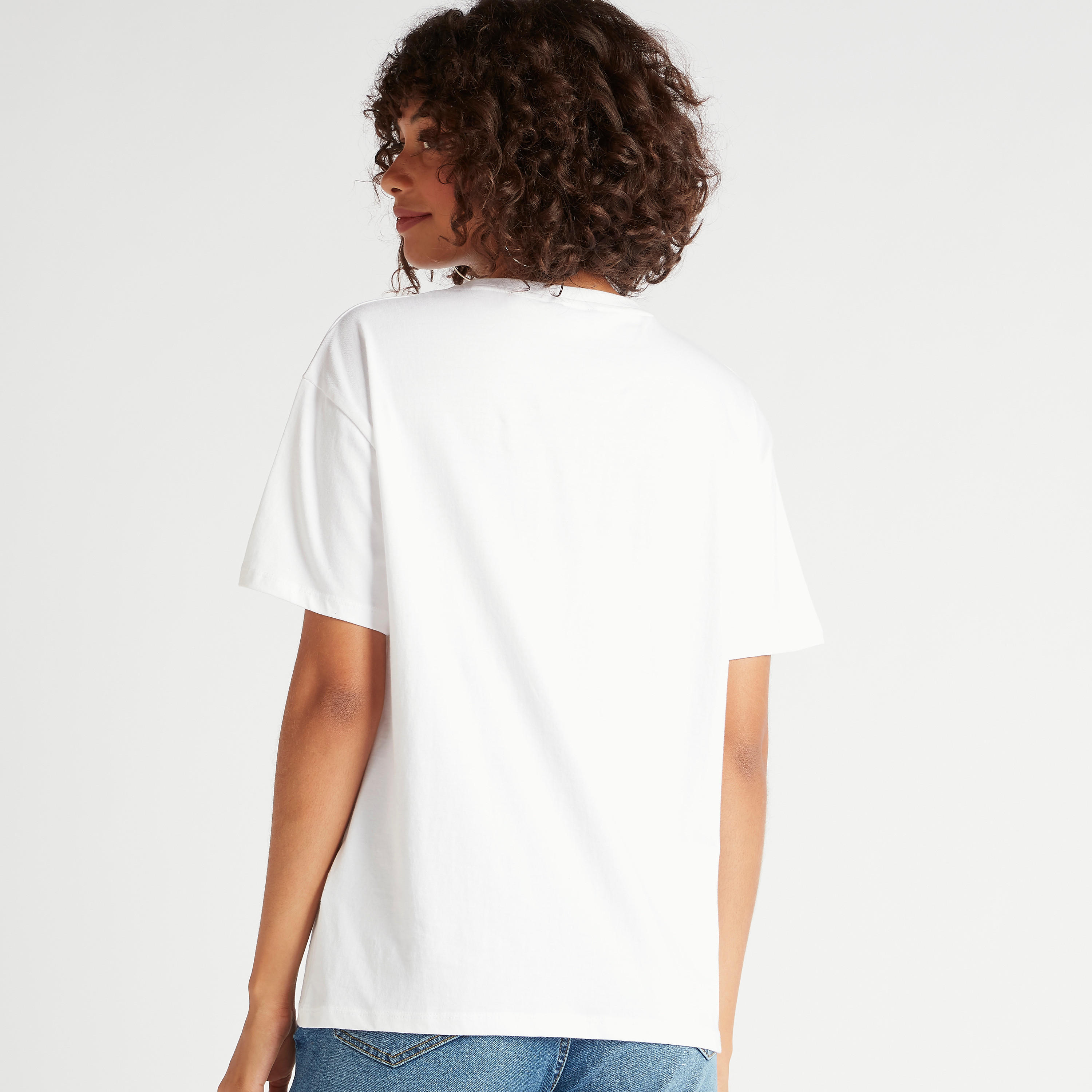 تيشيرت بياقة ضيّقة وأكمام قصيرة وجيب كروشية-women-clothing-tshirts-image-4