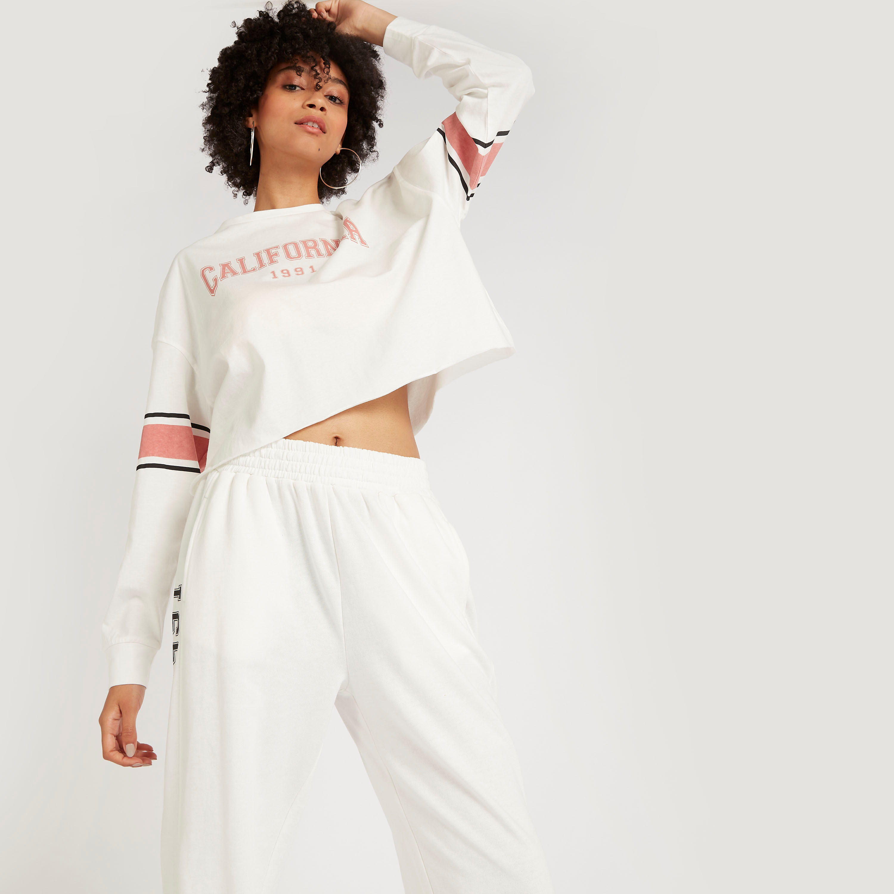Printed Boxy Sweatshirt with Long Sleeves and Crew Neck-women-winterwear-hoodiesandsweatshirts-sweatshirts-image-1
