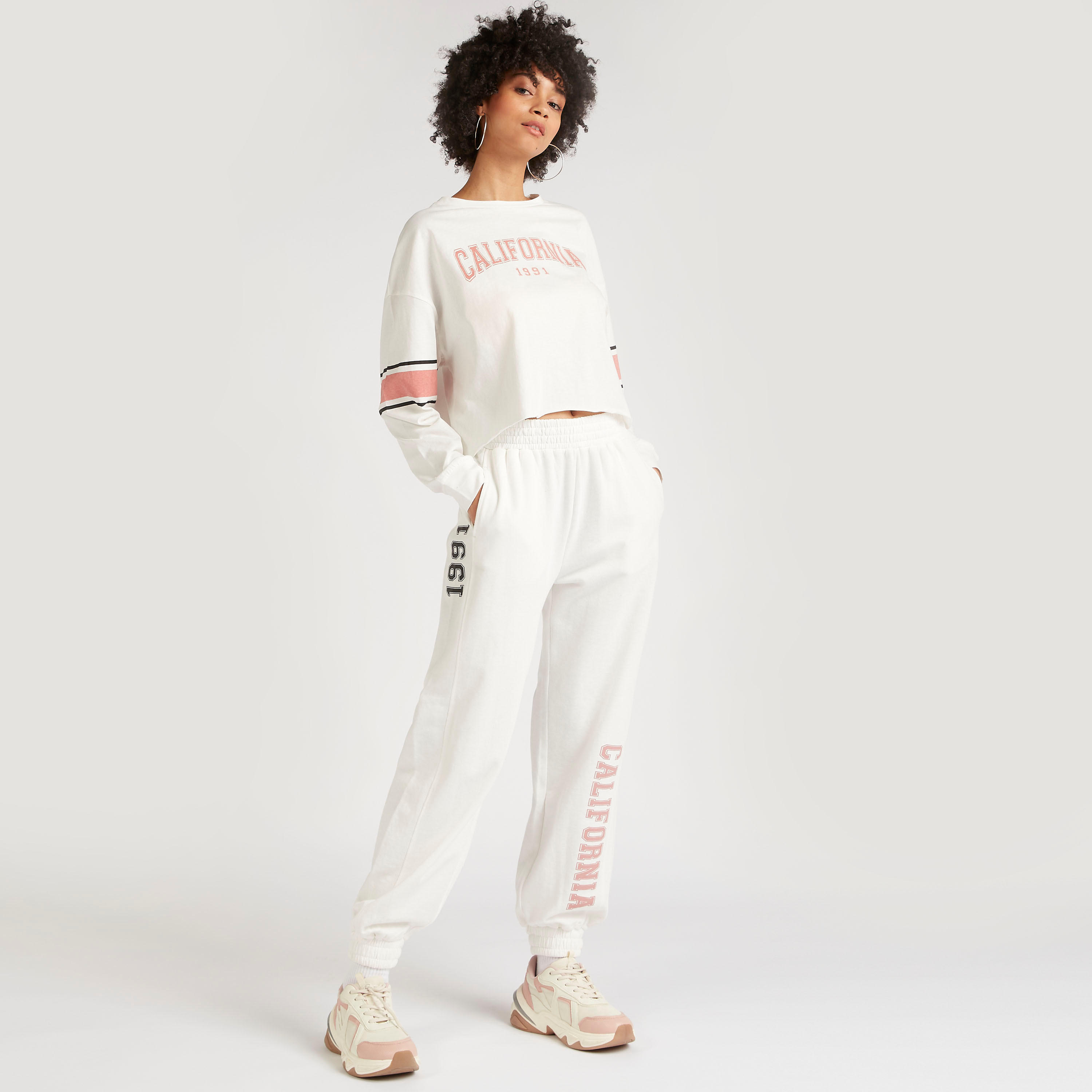 Printed Boxy Sweatshirt with Long Sleeves and Crew Neck-women-winterwear-hoodiesandsweatshirts-sweatshirts-image-2