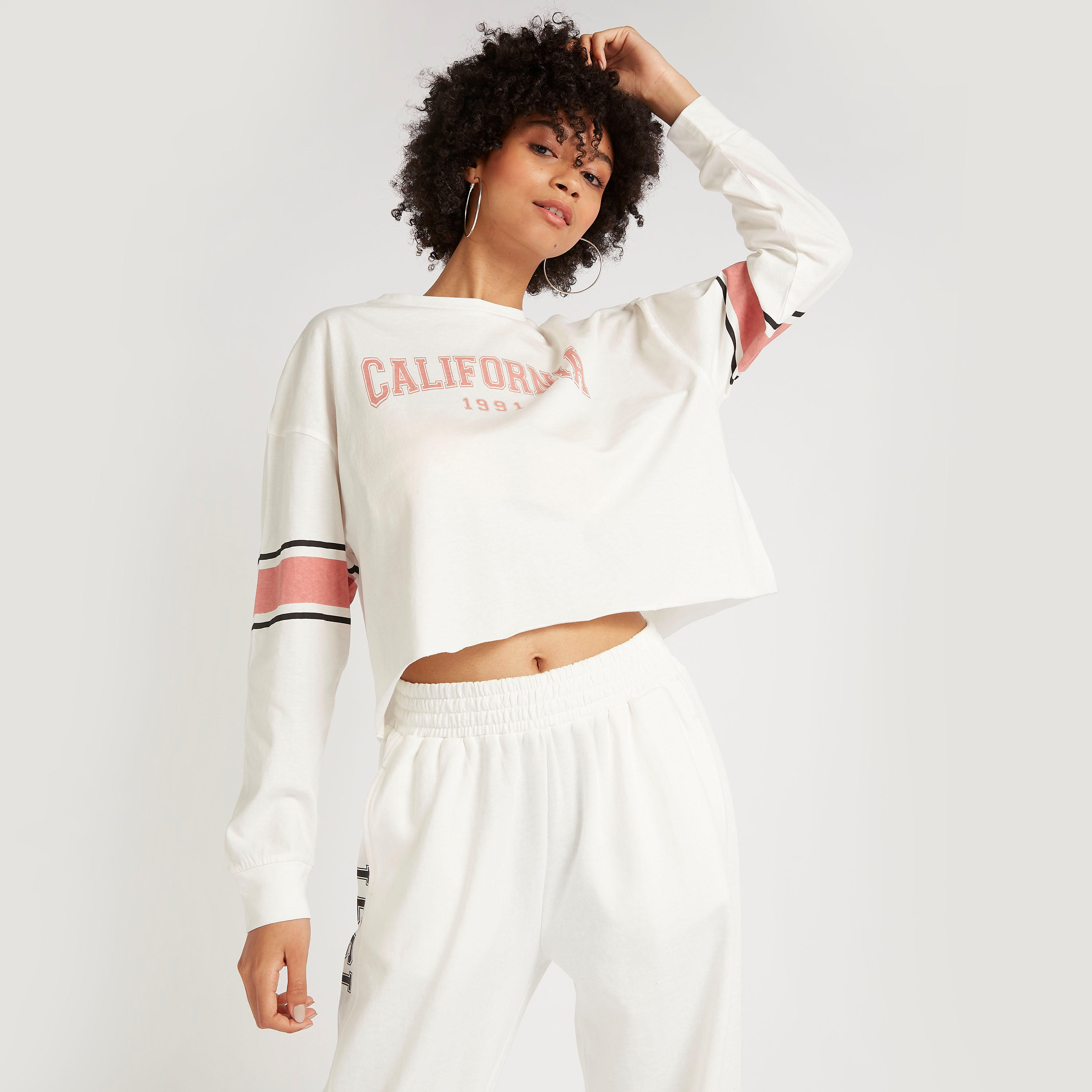 Printed Boxy Sweatshirt with Long Sleeves and Crew Neck-women-winterwear-hoodiesandsweatshirts-sweatshirts-image-8