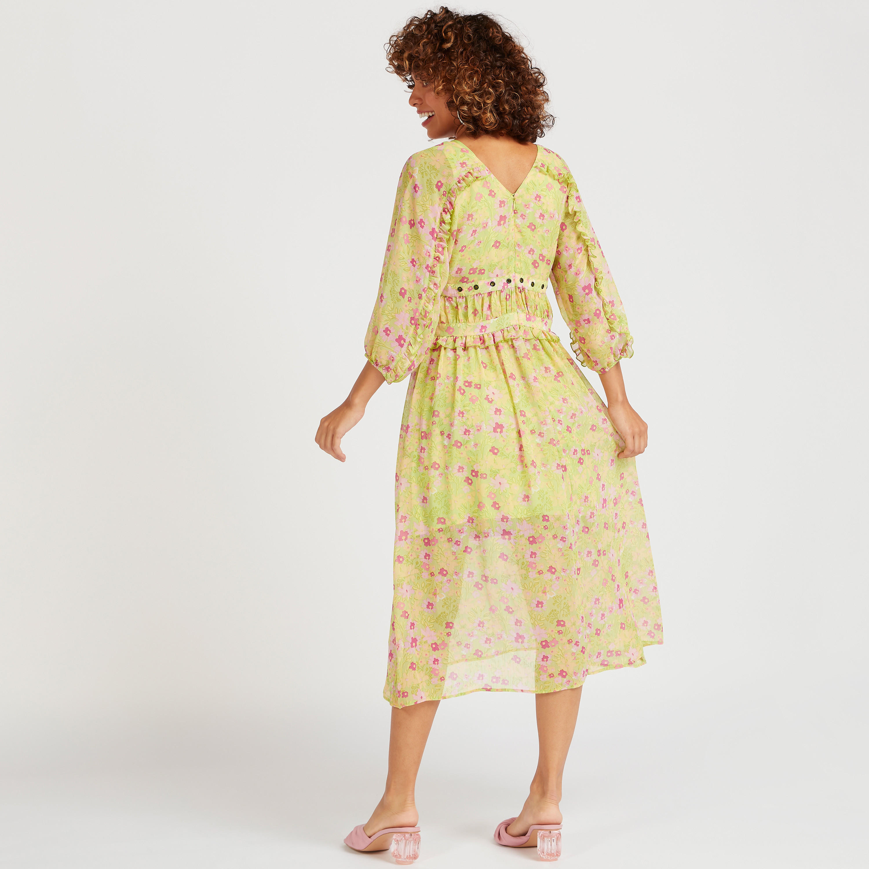فستان ميدي بياقة V وأكمام 3/4 وطبعات زهرية-women-clothing-dresses-image-4