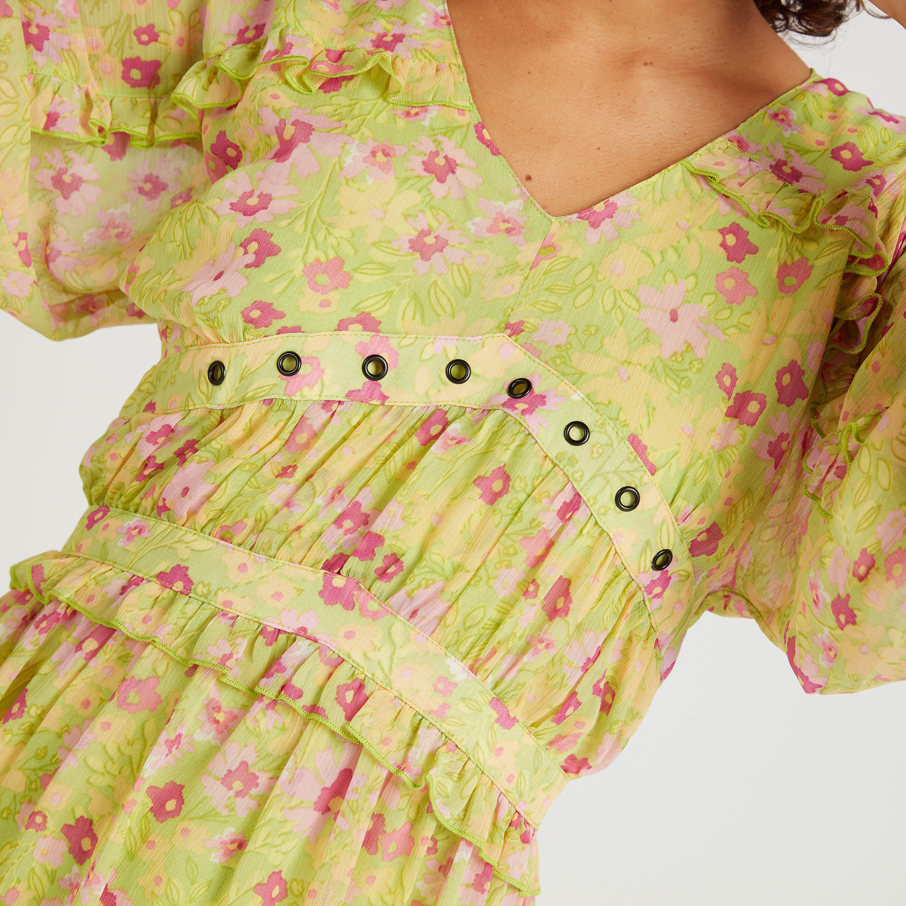 فستان ميدي بياقة V وأكمام 3/4 وطبعات زهرية-women-clothing-dresses-image-7