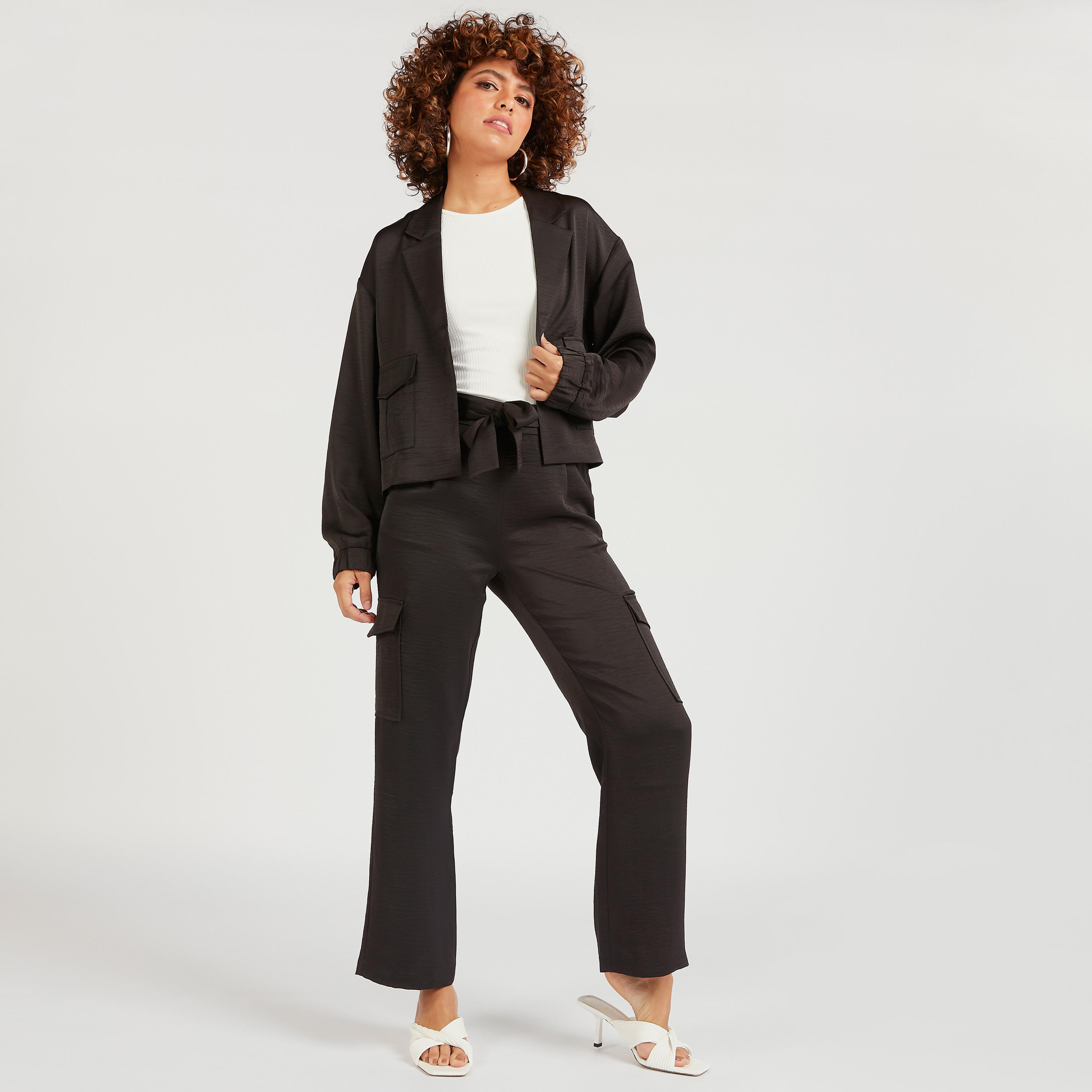 جاكيت سادة خفيف بياقة عادية وطيّة-women-winterwear-coatsandjackets-jackets-image-6