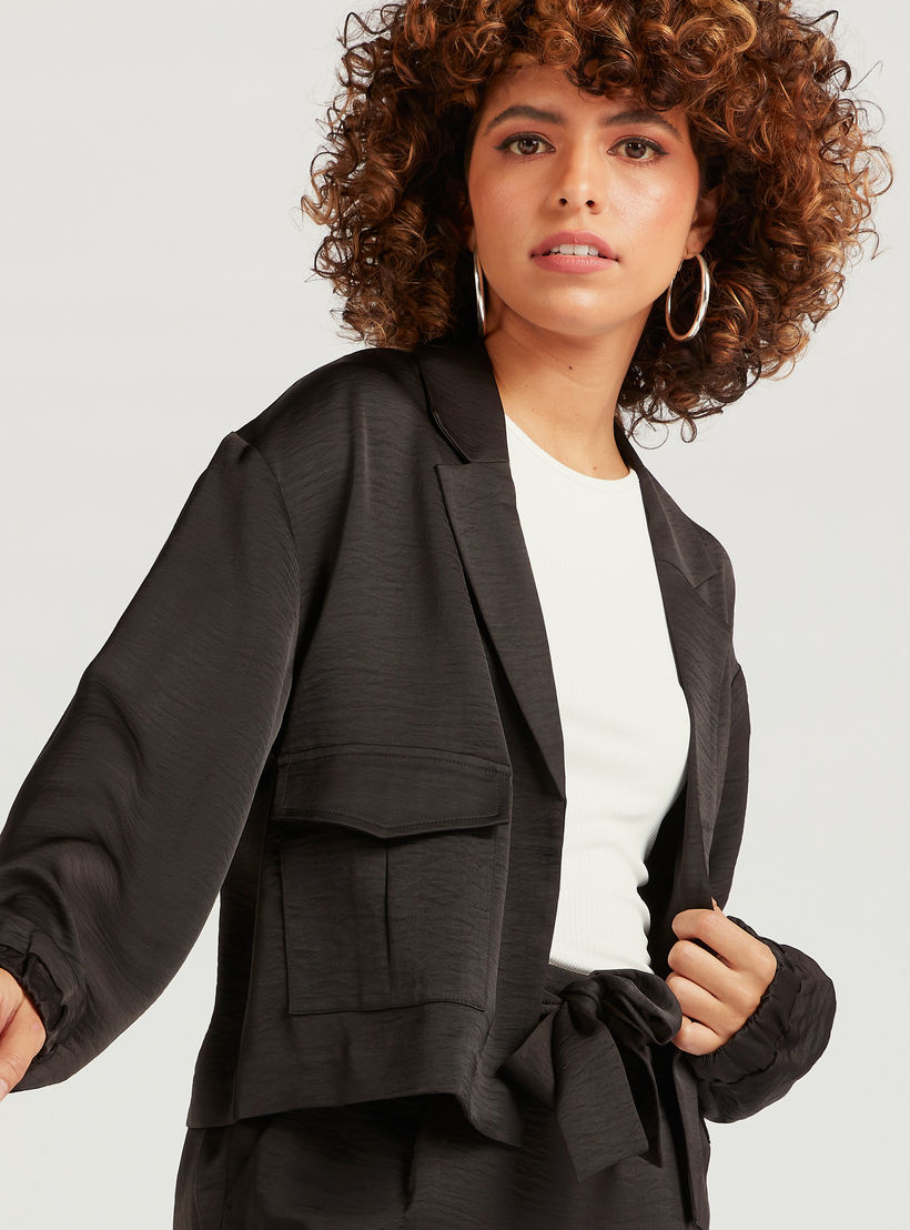 جاكيت سادة خفيف بياقة عادية وطيّة-women-winterwear-coatsandjackets-jackets-image-2