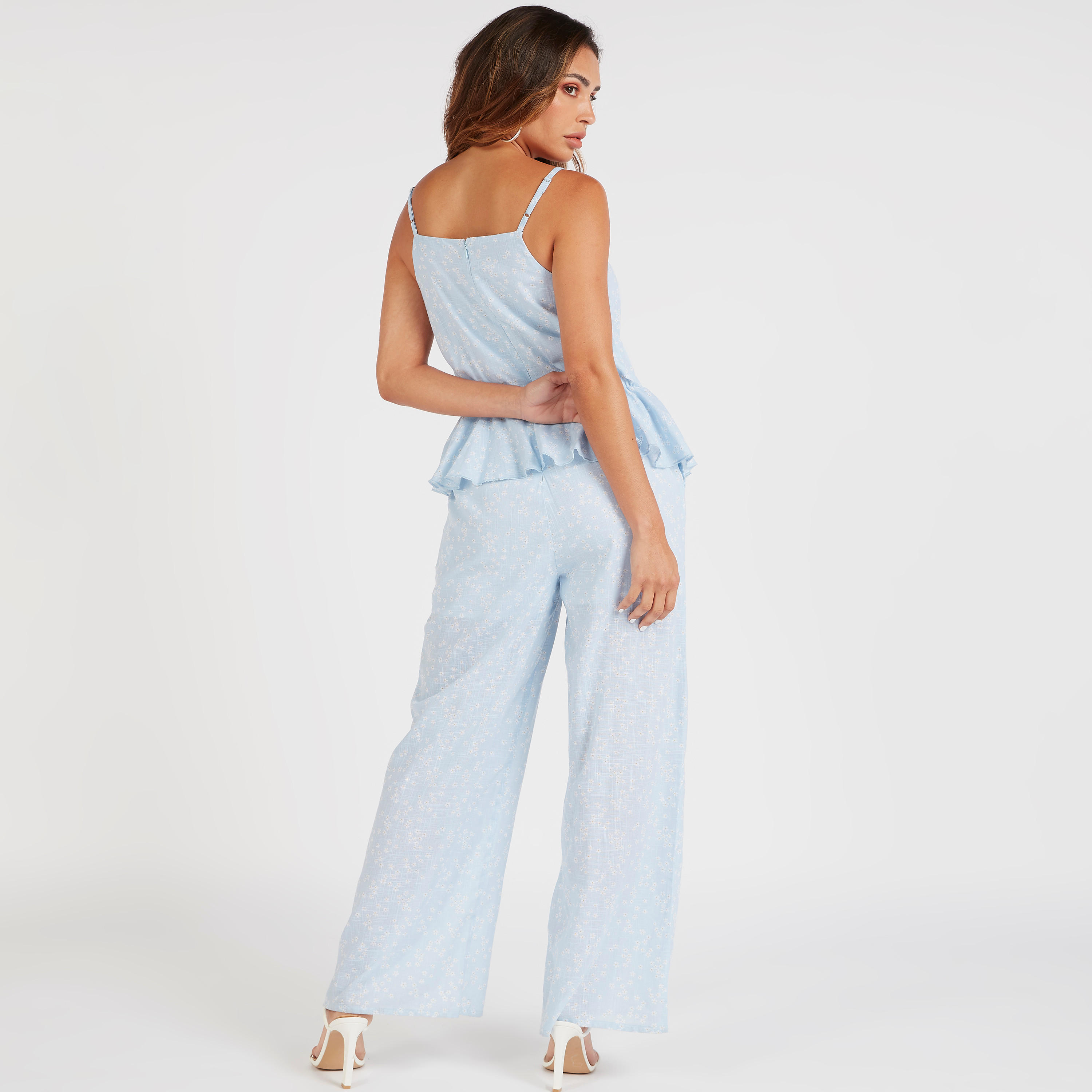 جمبسوت طويل بحمّالات ودرزات وطبعات زهرية-women-clothing-jumpsuits-image-4