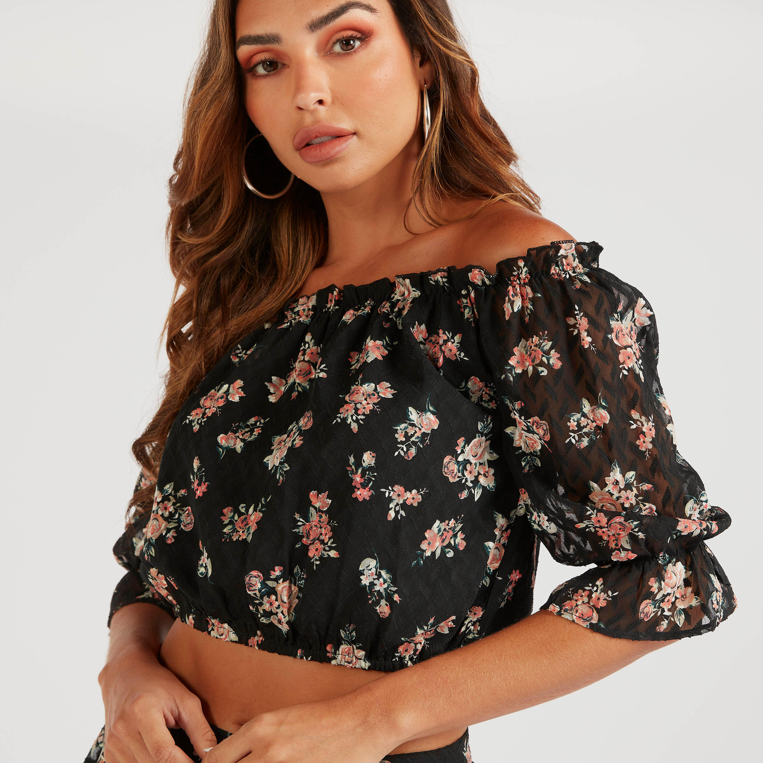 بلوزة مكشوفة الأكتاف بأكمام 3/4 وياقة باردو وطبعات زهرية-women-clothing-shirtsandblouses-blouses-image-3