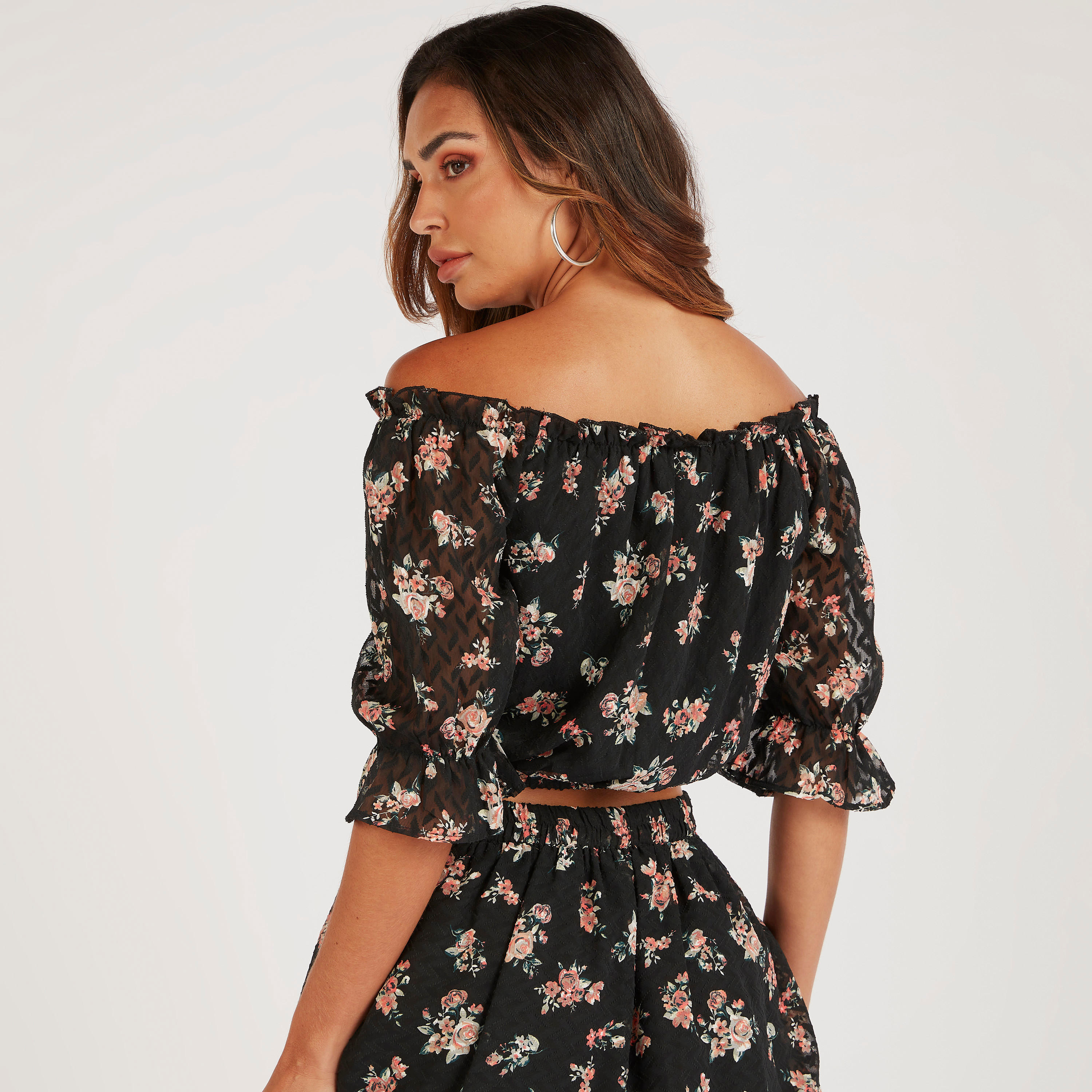 بلوزة مكشوفة الأكتاف بأكمام 3/4 وياقة باردو وطبعات زهرية-women-clothing-shirtsandblouses-blouses-image-4