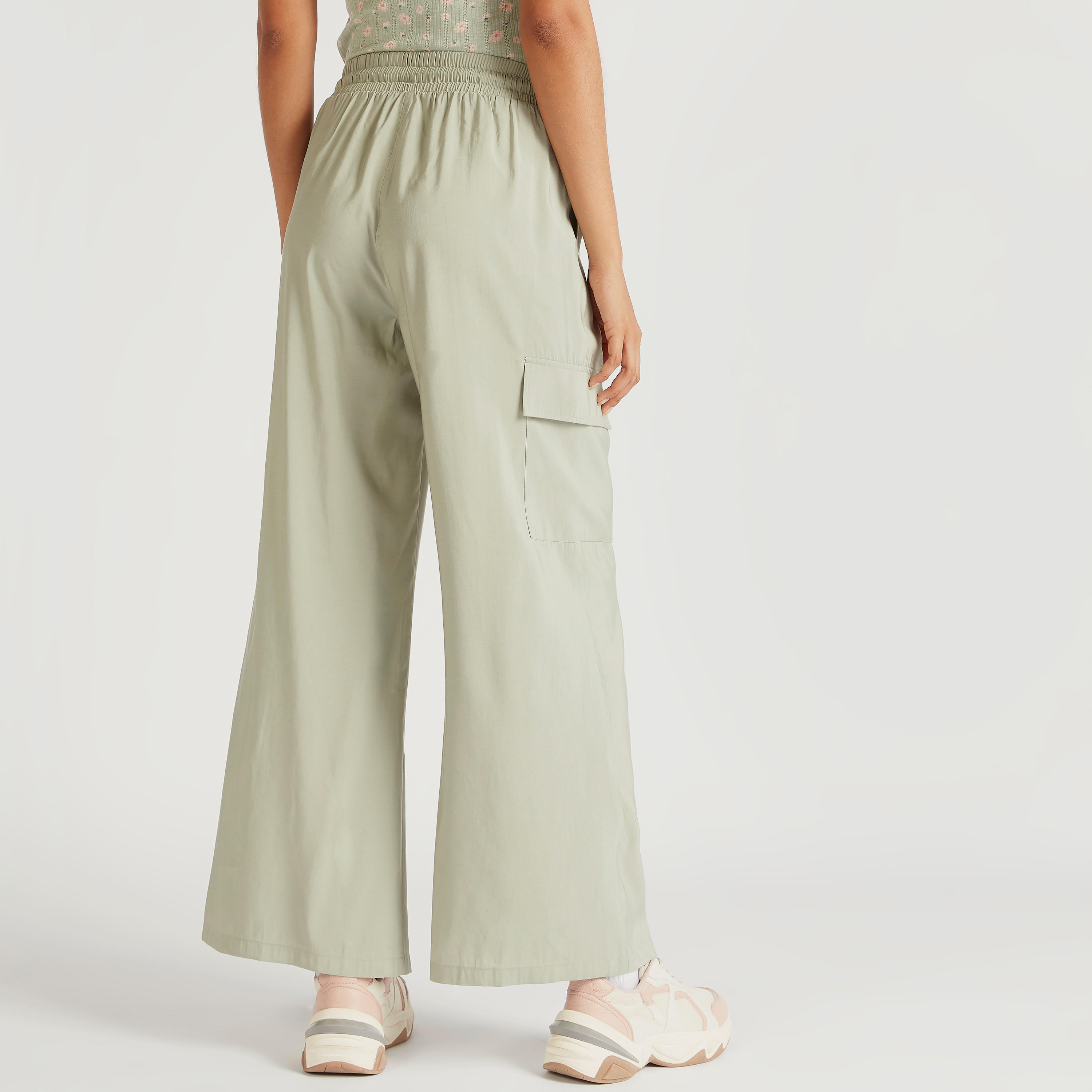 بنطلون سادة واسع الساقين بخصر مرتفع وجيوب ورباط إغلاق-women-clothing-bottoms-trousers-image-1