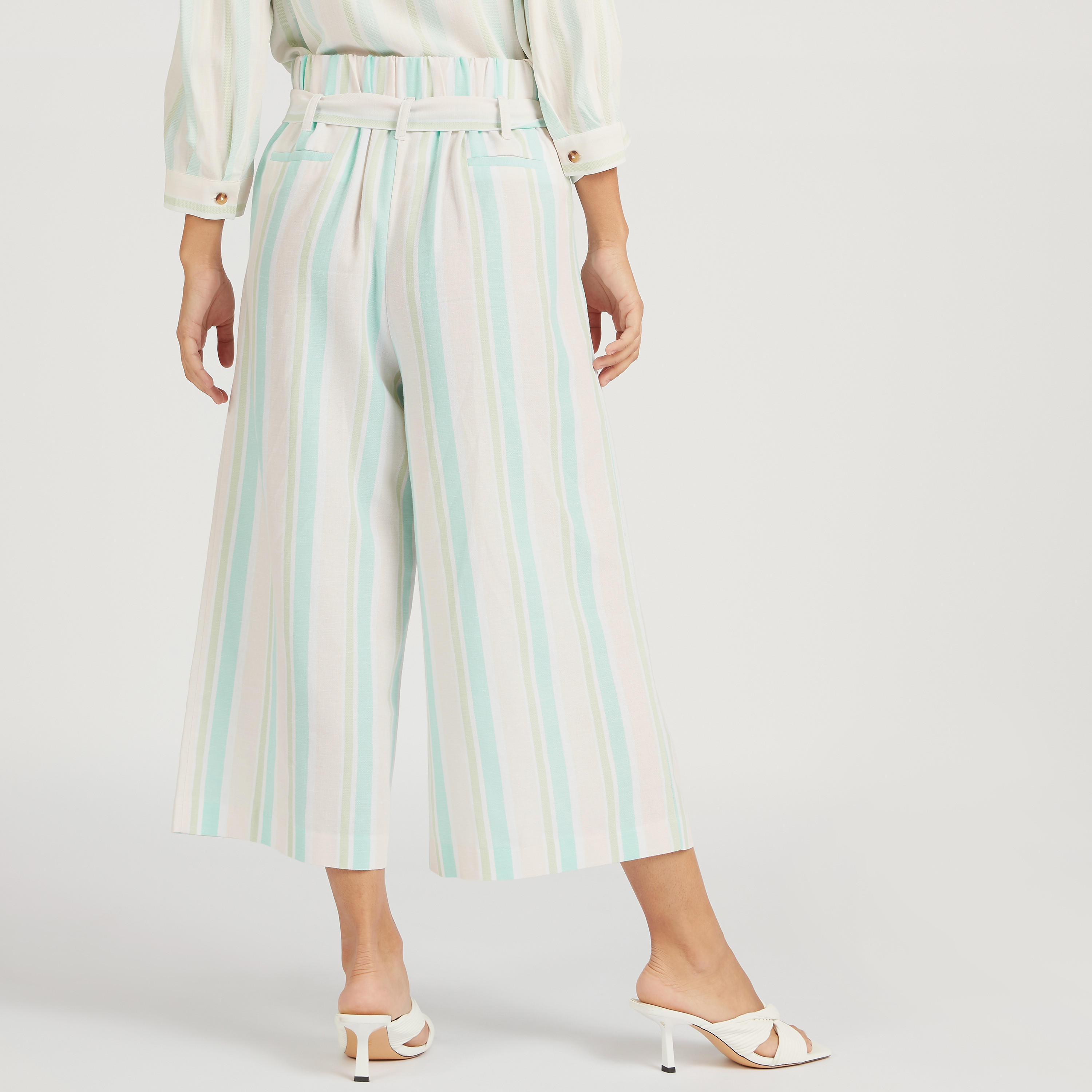 بنطلون كولوتيس مخطط بحزام وخصر بيبرباج وأزرار-women-clothing-bottoms-trousers-image-4